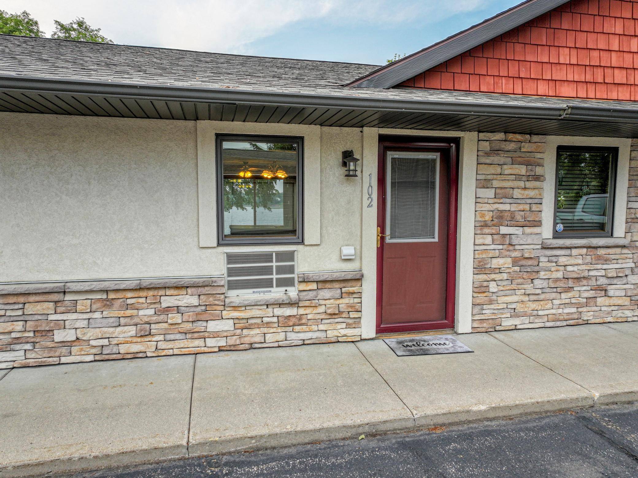 2531 S Le Homme Dieu DR NE #102, Alexandria, MN 56308