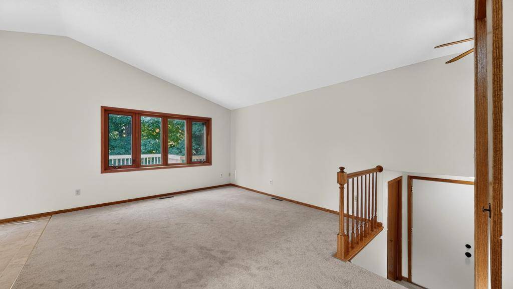 2818 26th ST NW, Rochester, MN 55901