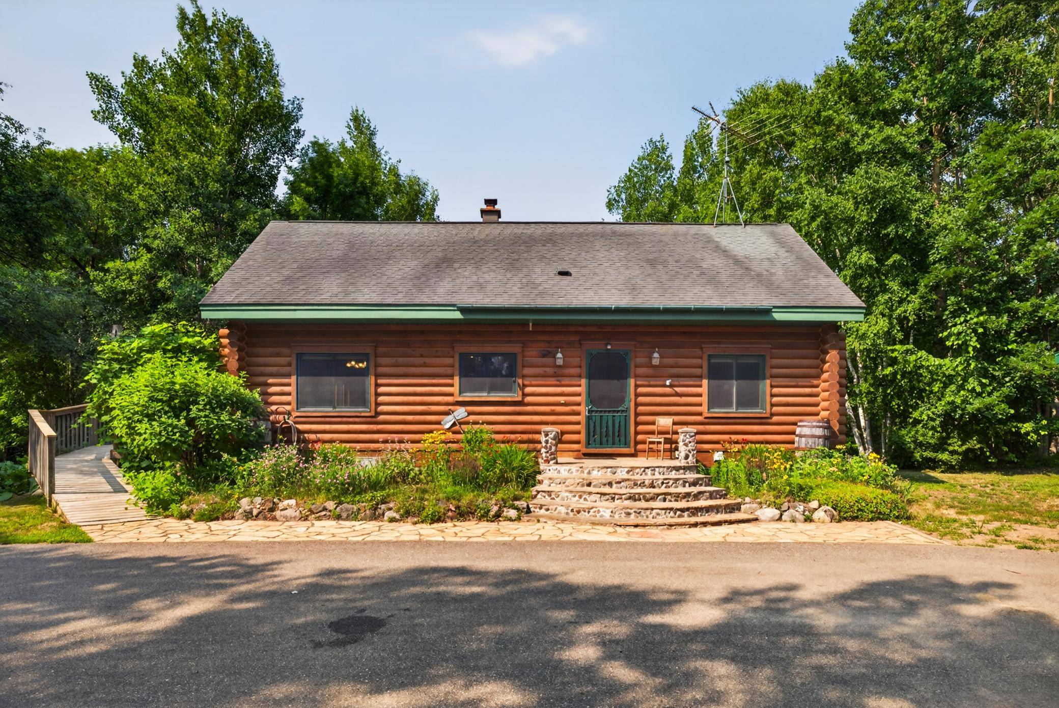 21169 Firefly TRL, Akeley, MN 56433