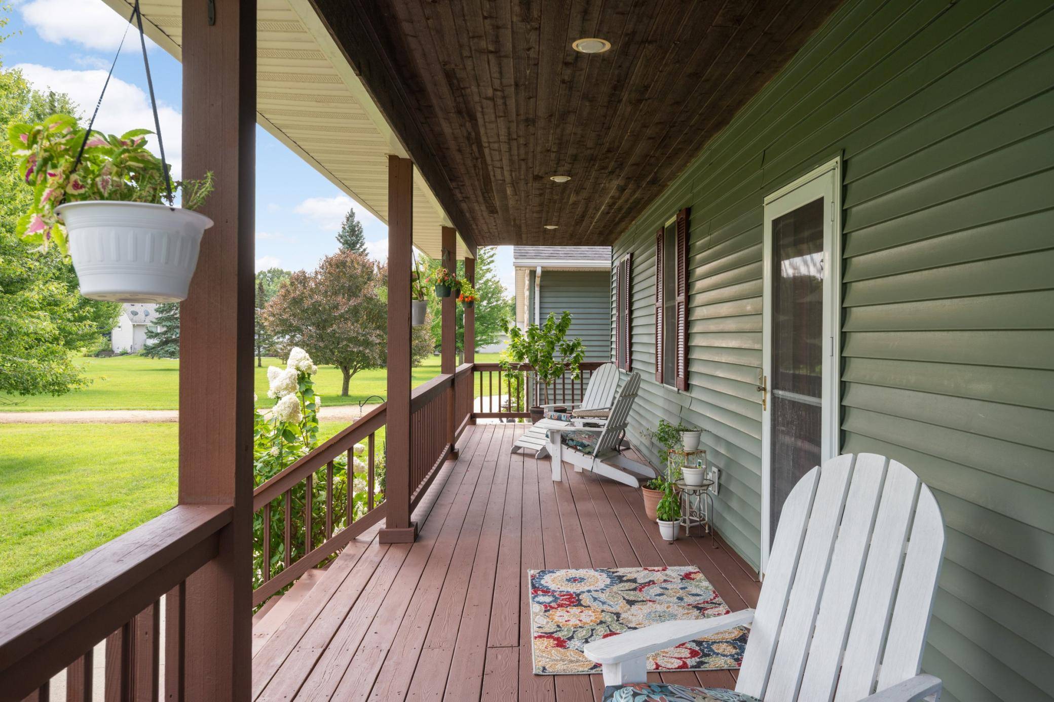 423 Doppy LN, Le Sueur, MN 56058