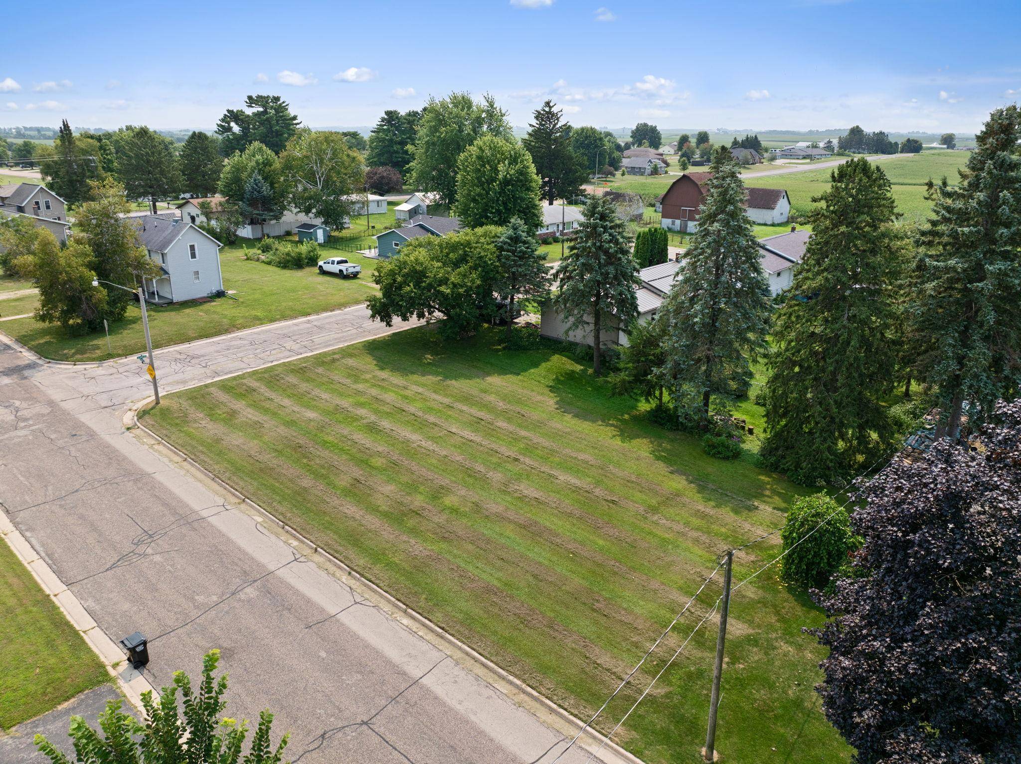 418 Monroe ST E, Caledonia, MN 55921