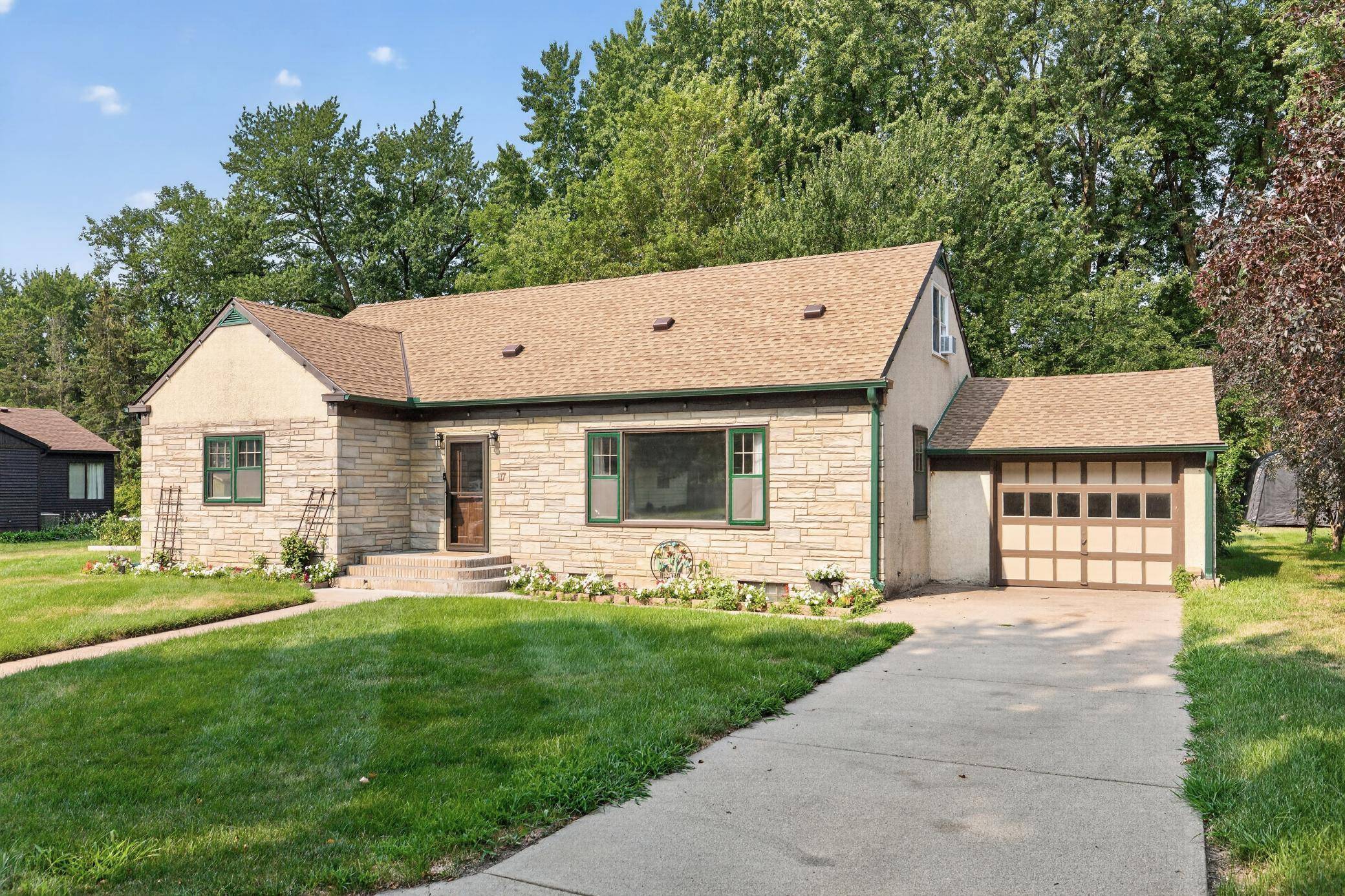 117 Fir ST S, Lester Prairie, MN 55354