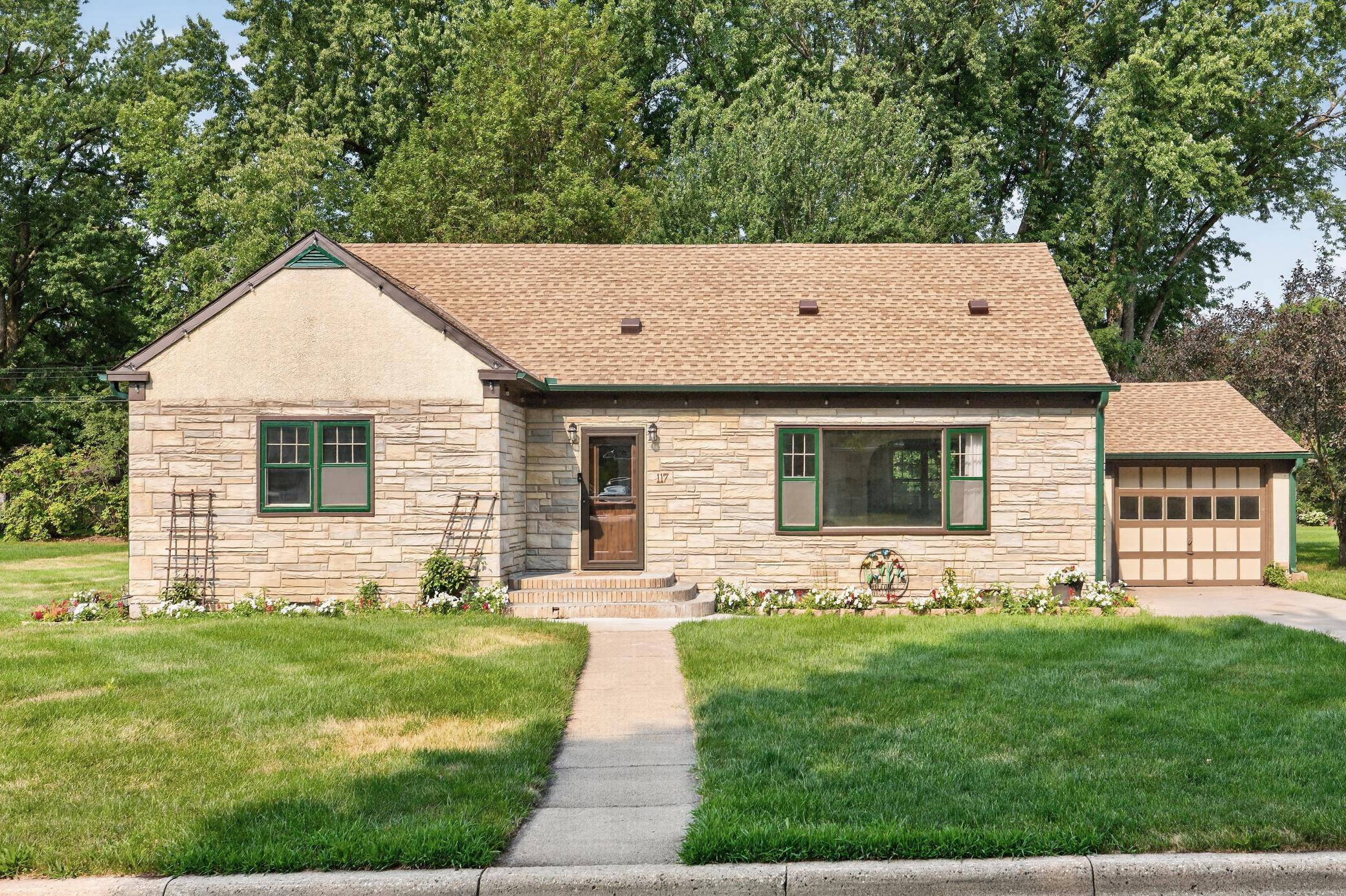 117 Fir ST S, Lester Prairie, MN 55354
