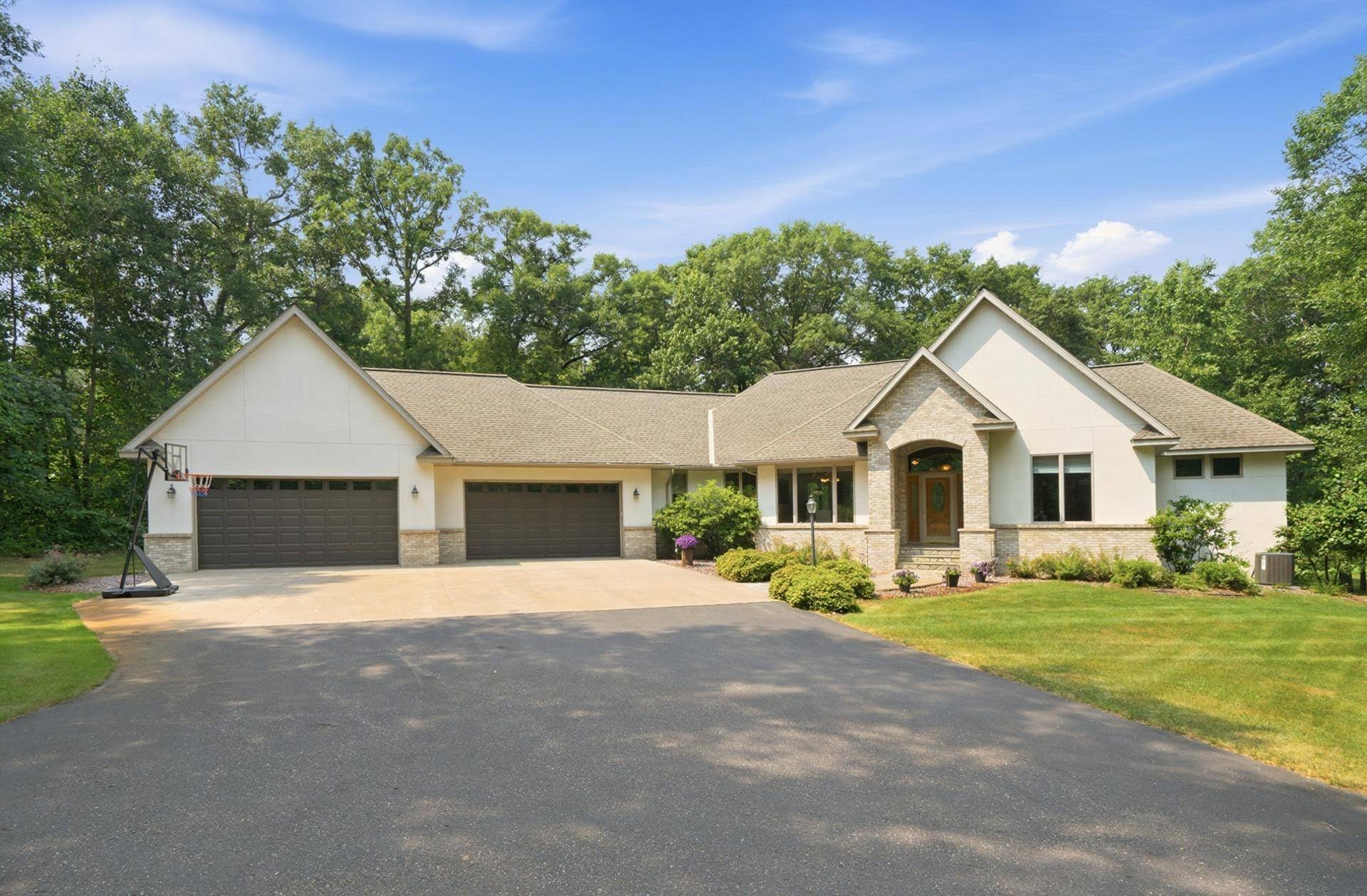 34707 Hillcrest RD, Motley, MN 56466