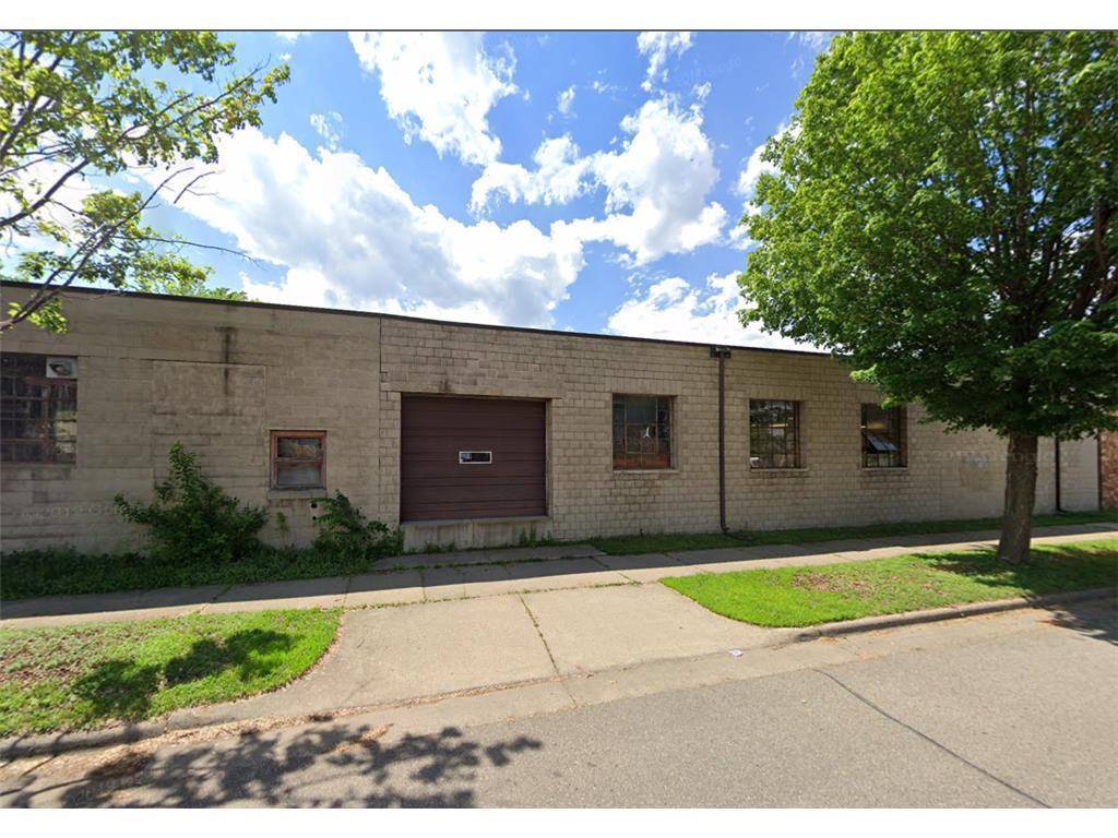 4215 E Lake ST, Minneapolis, MN 55406