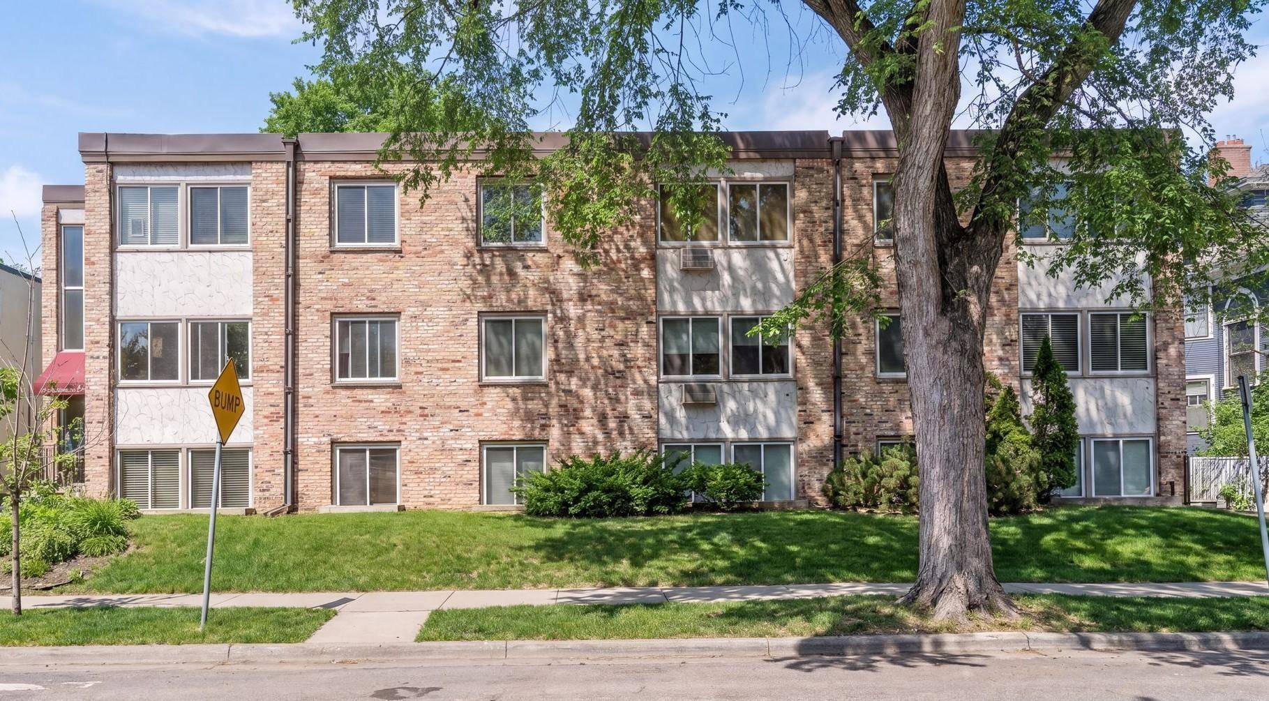 2212 Aldrich AVE S #102, Minneapolis, MN 55405