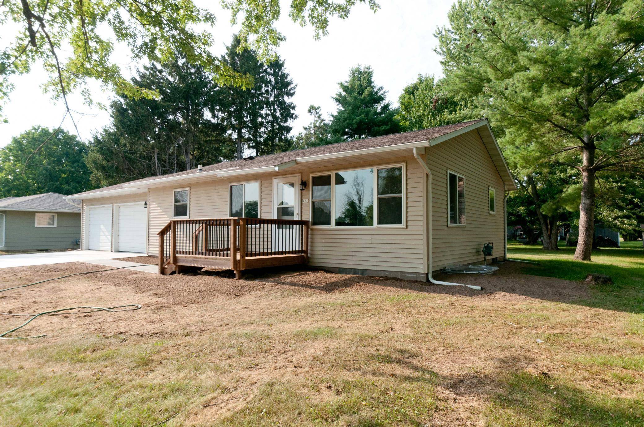 417 Spruce AVE, Cameron, WI 54822