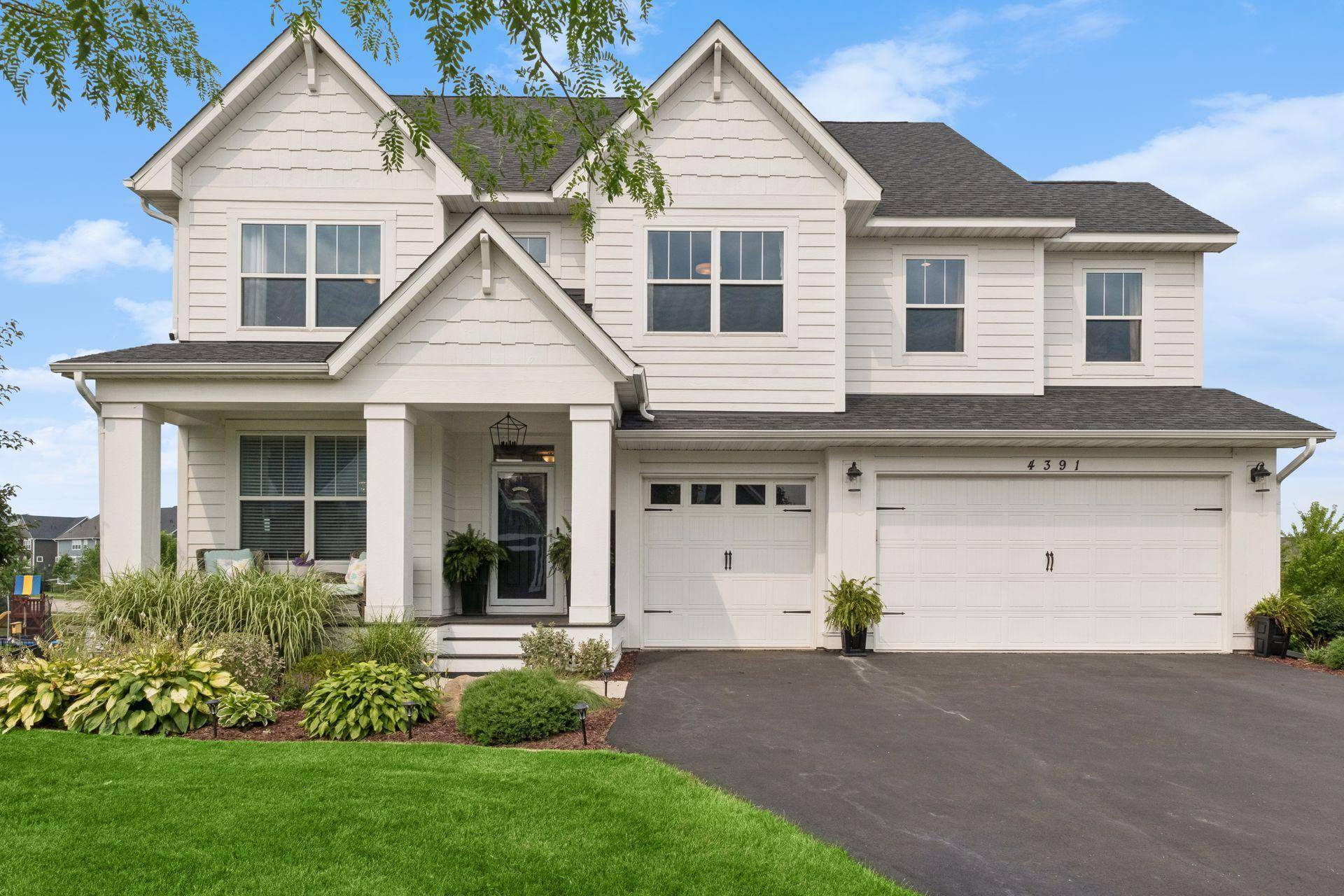 4391 Millstone DR, Chaska, MN 55318
