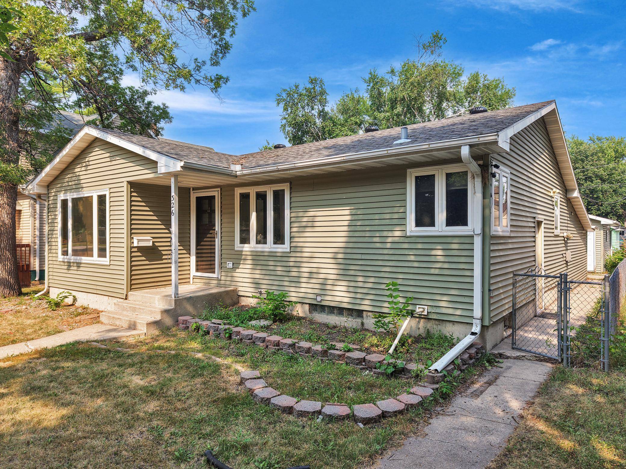 326 11th ST N, Breckenridge, MN 56520