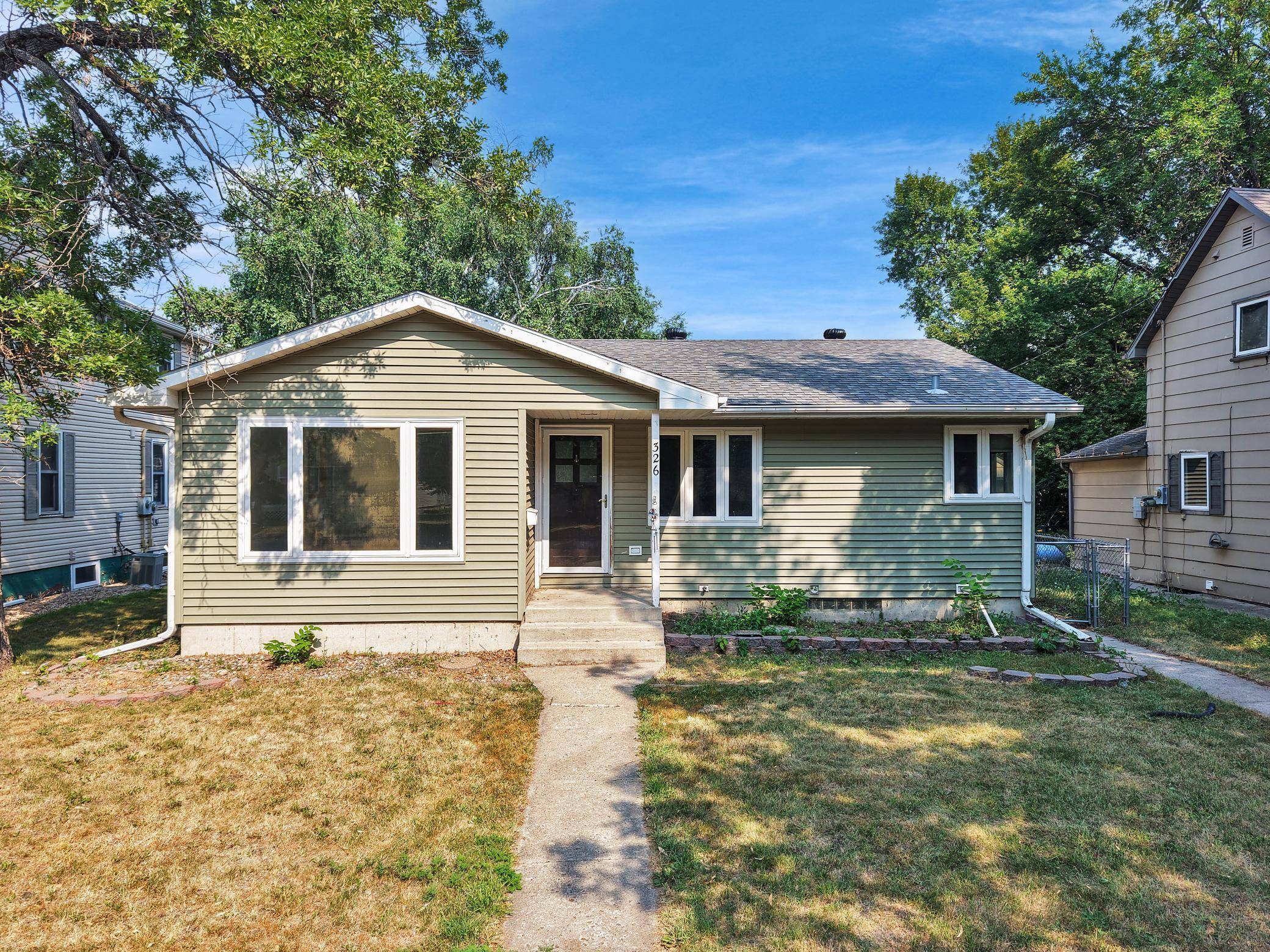 326 11th ST N, Breckenridge, MN 56520