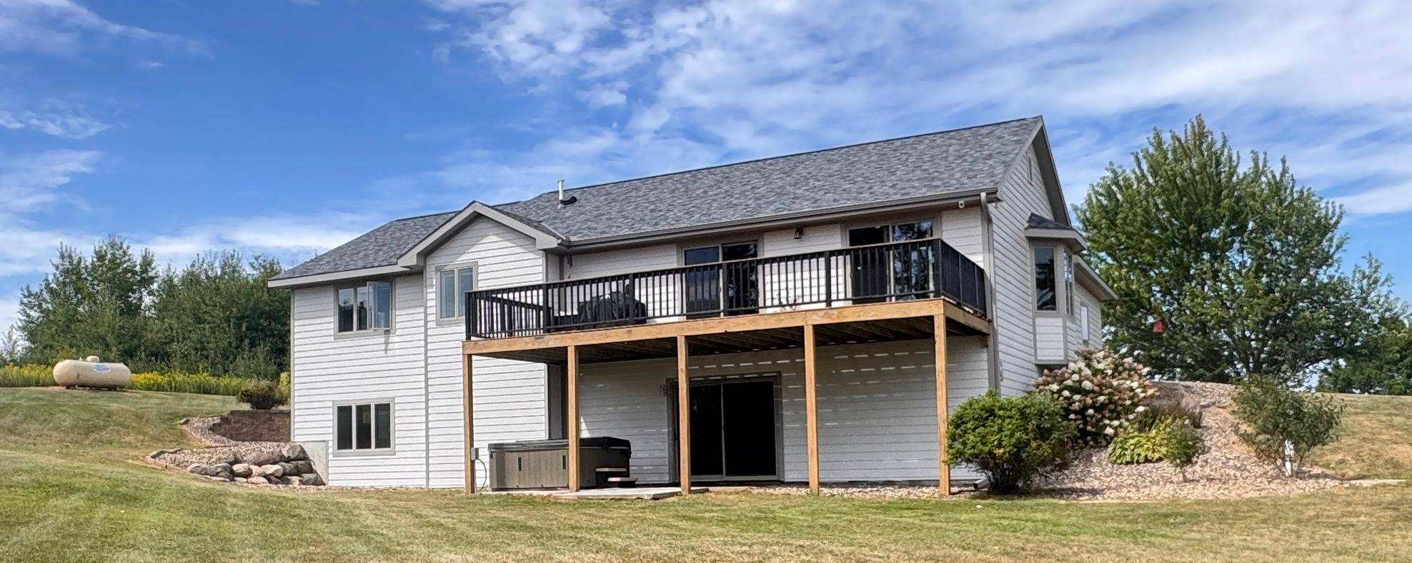 836 County Road D, Woodville, WI 54028