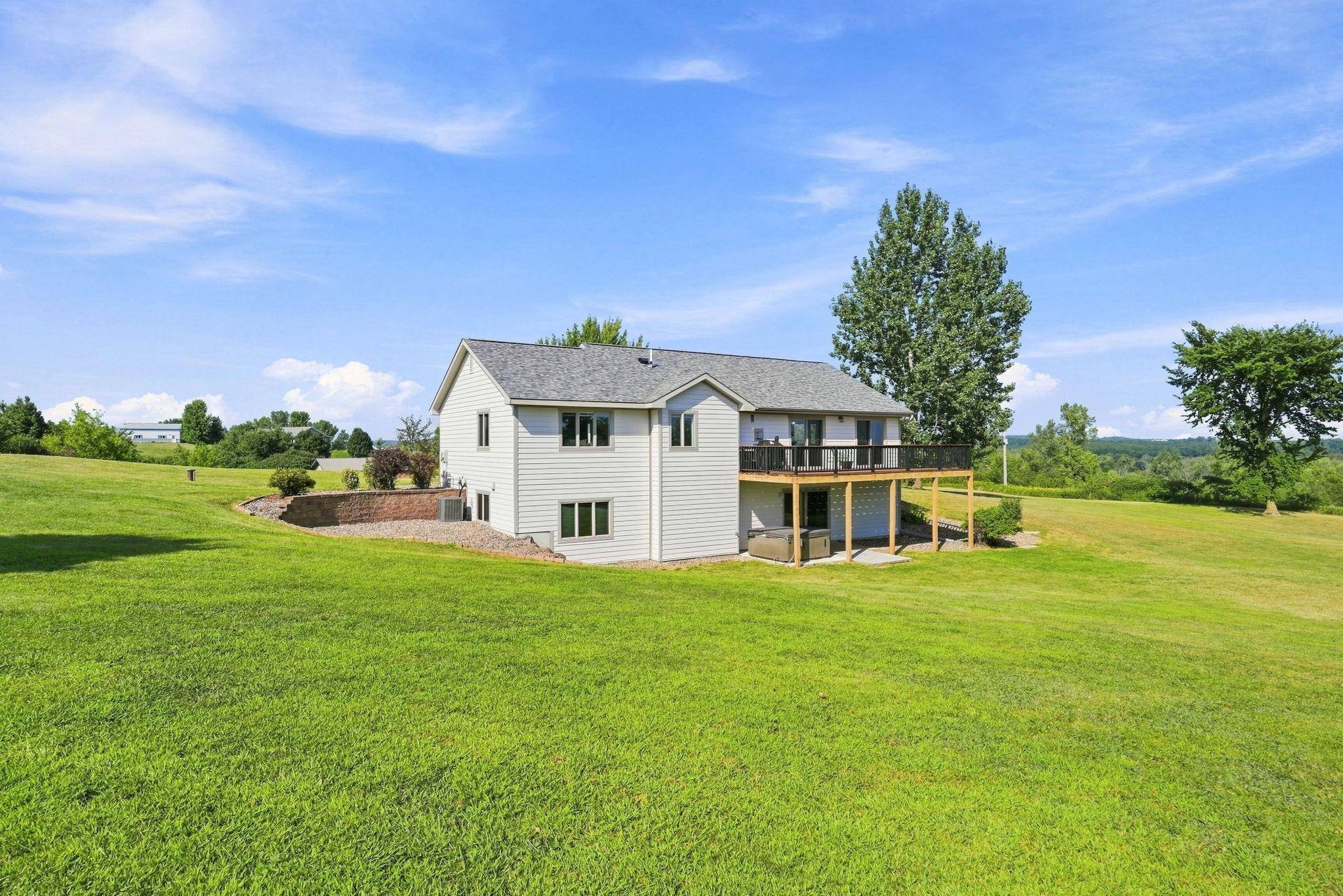 836 County Road D, Woodville, WI 54028