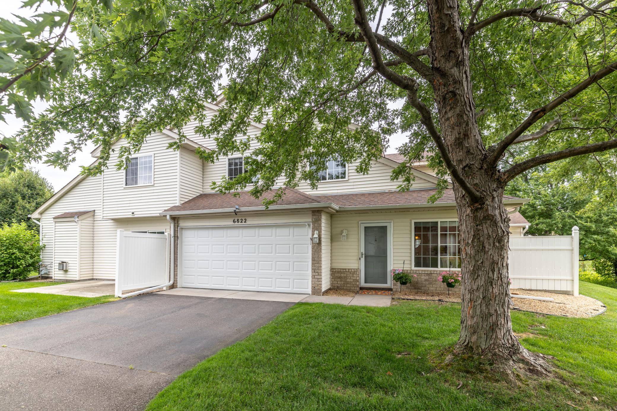6822 Benton CIR #37, Inver Grove Heights, MN 55076