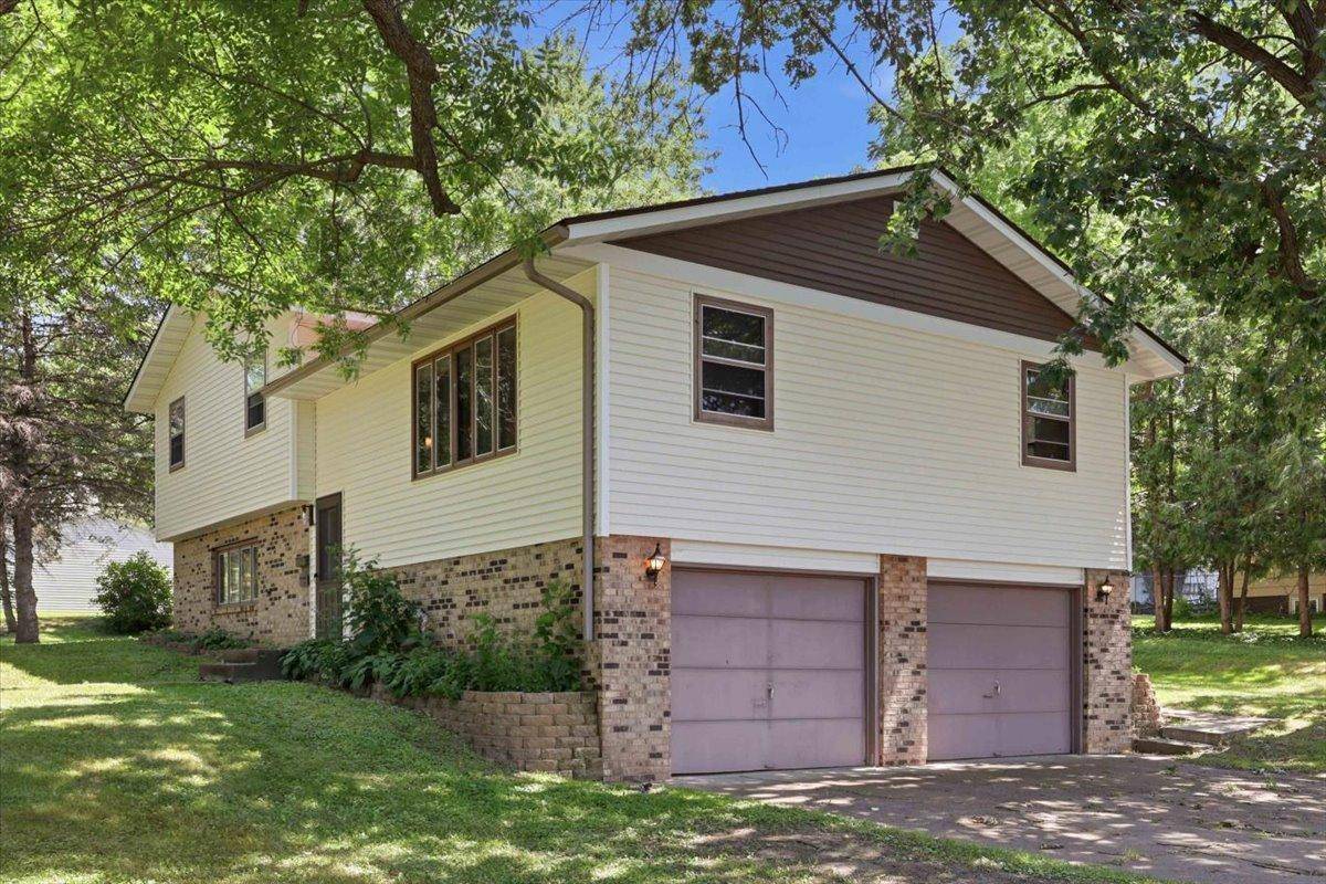 355 4th AVE NW, Milaca, MN 56353