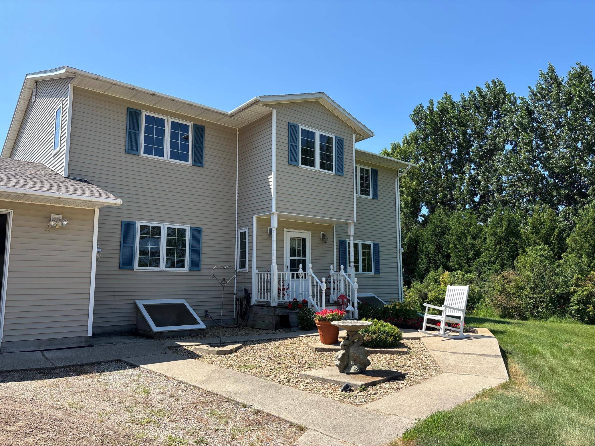 45225 State Highway 28, Morris, MN 56267
