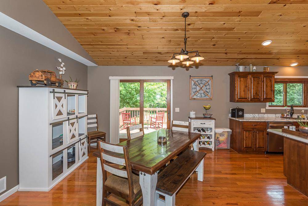 10834 E Shore DR, Merrifield, MN 56465