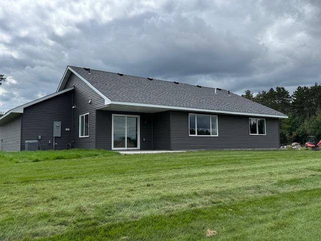 7222 Hawthorne CT, North Branch, MN 55056