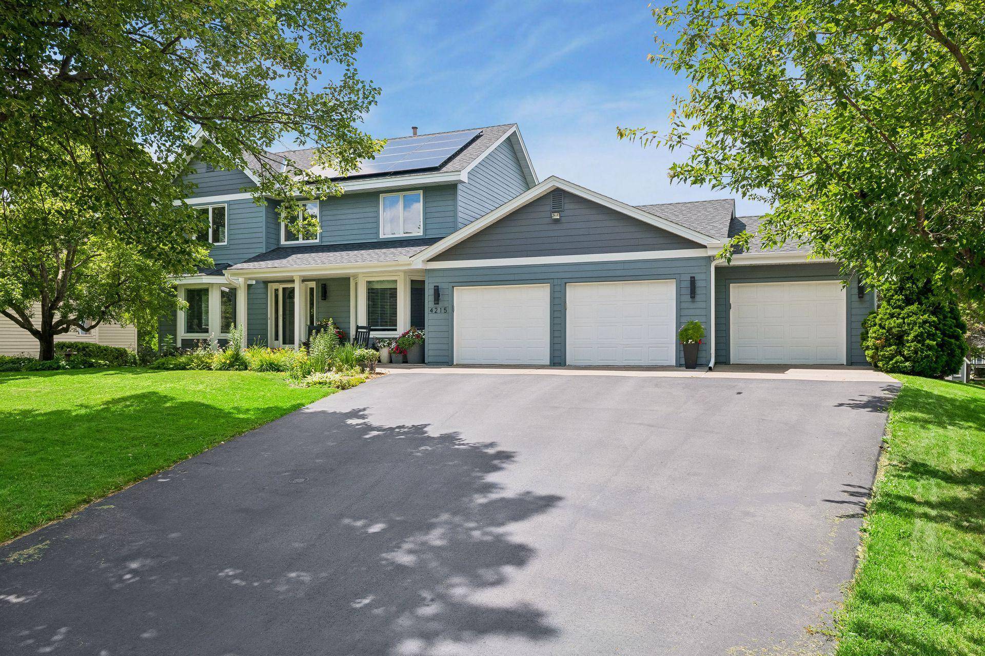 4215 Juneau LN N, Plymouth, MN 55446