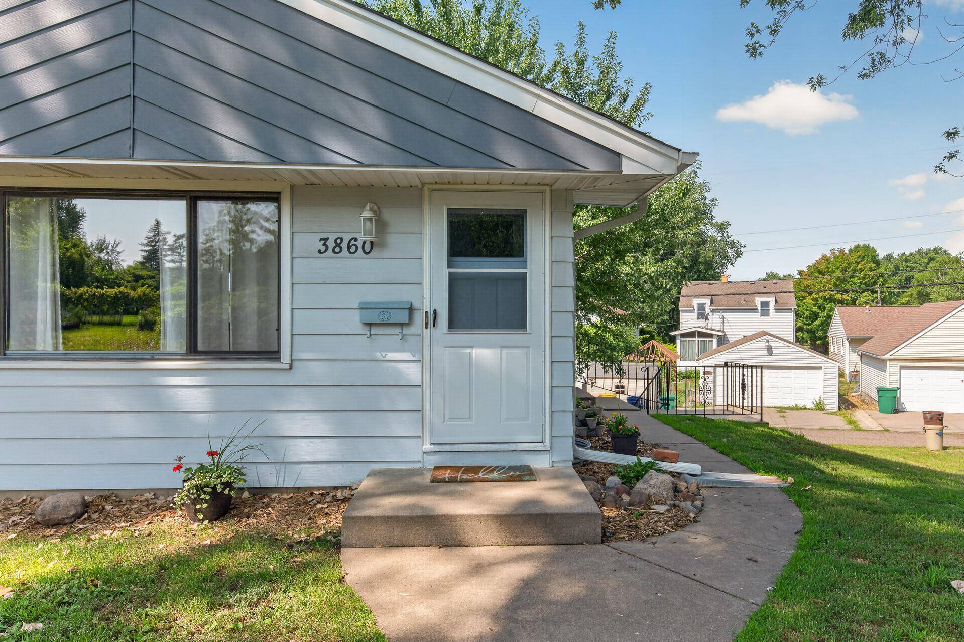 3860 2 1/2 ST NE, Columbia Heights, MN 55421