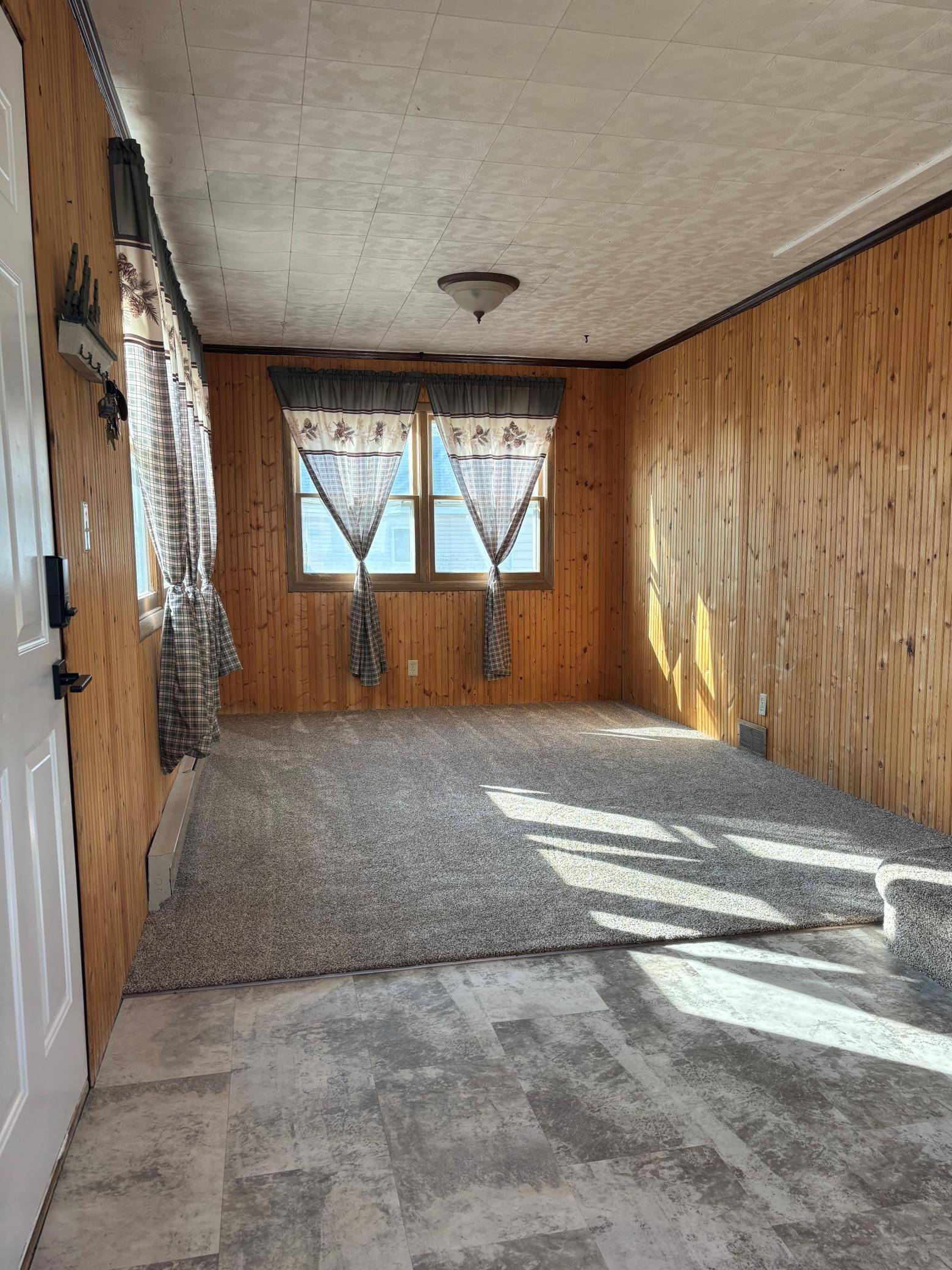 1820 Main ST, Bloomer, WI 54724