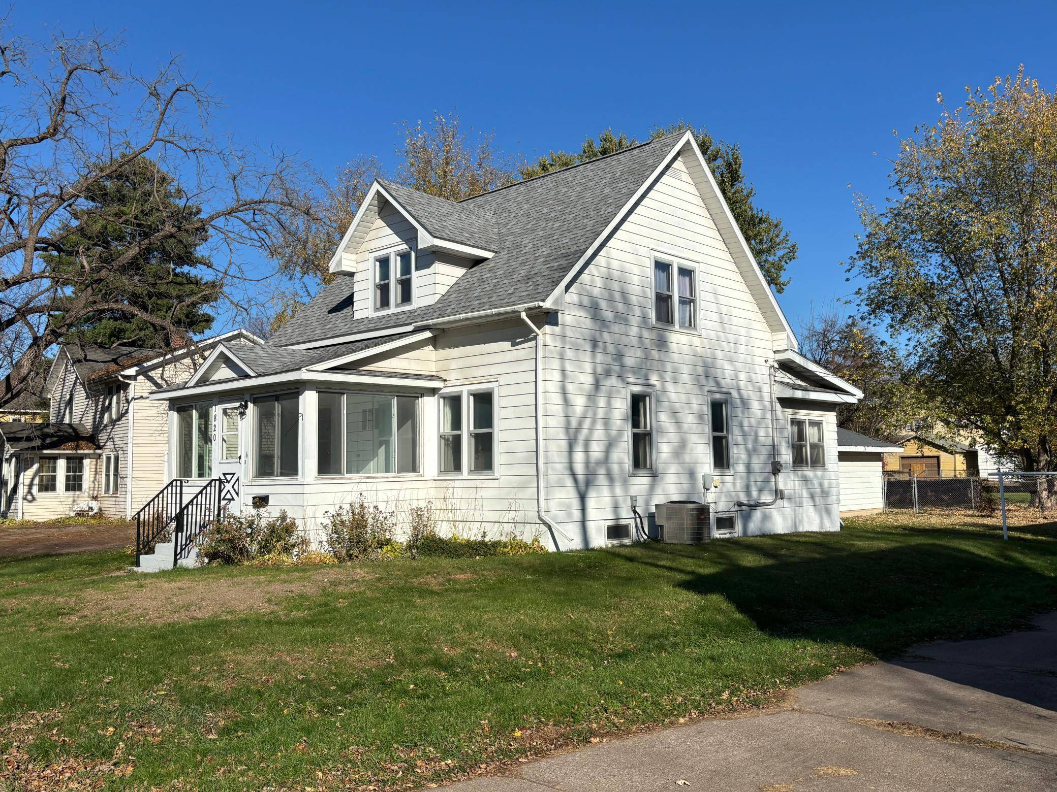 1820 Main ST, Bloomer, WI 54724