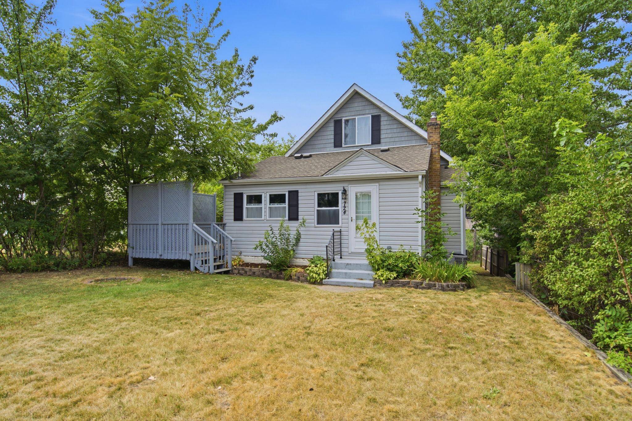 724 1st AVE NW, New Brighton, MN 55112