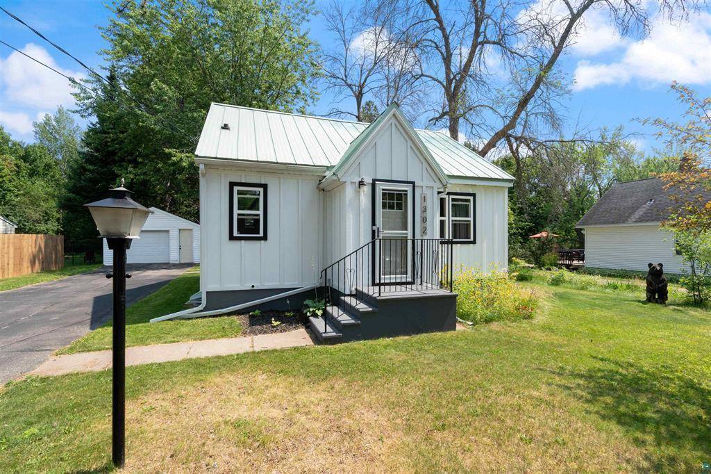 1302 Eklund AVE, Duluth, MN 55811