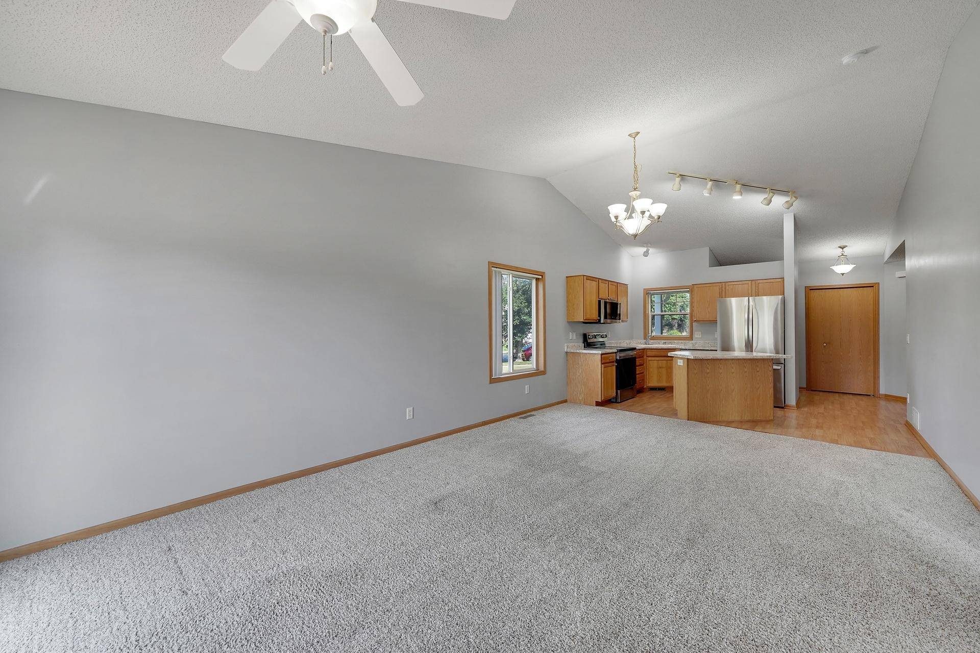 7633 Fox Creek CT, Greenfield, MN 55373