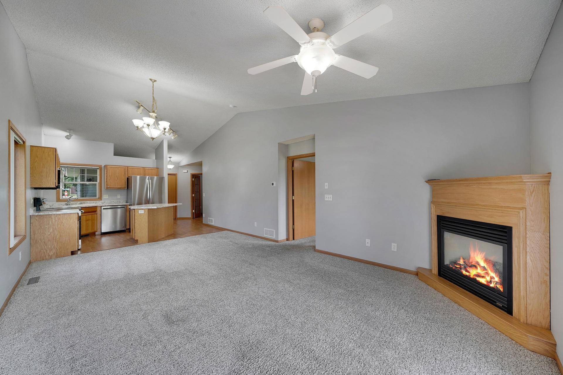 7633 Fox Creek CT, Greenfield, MN 55373