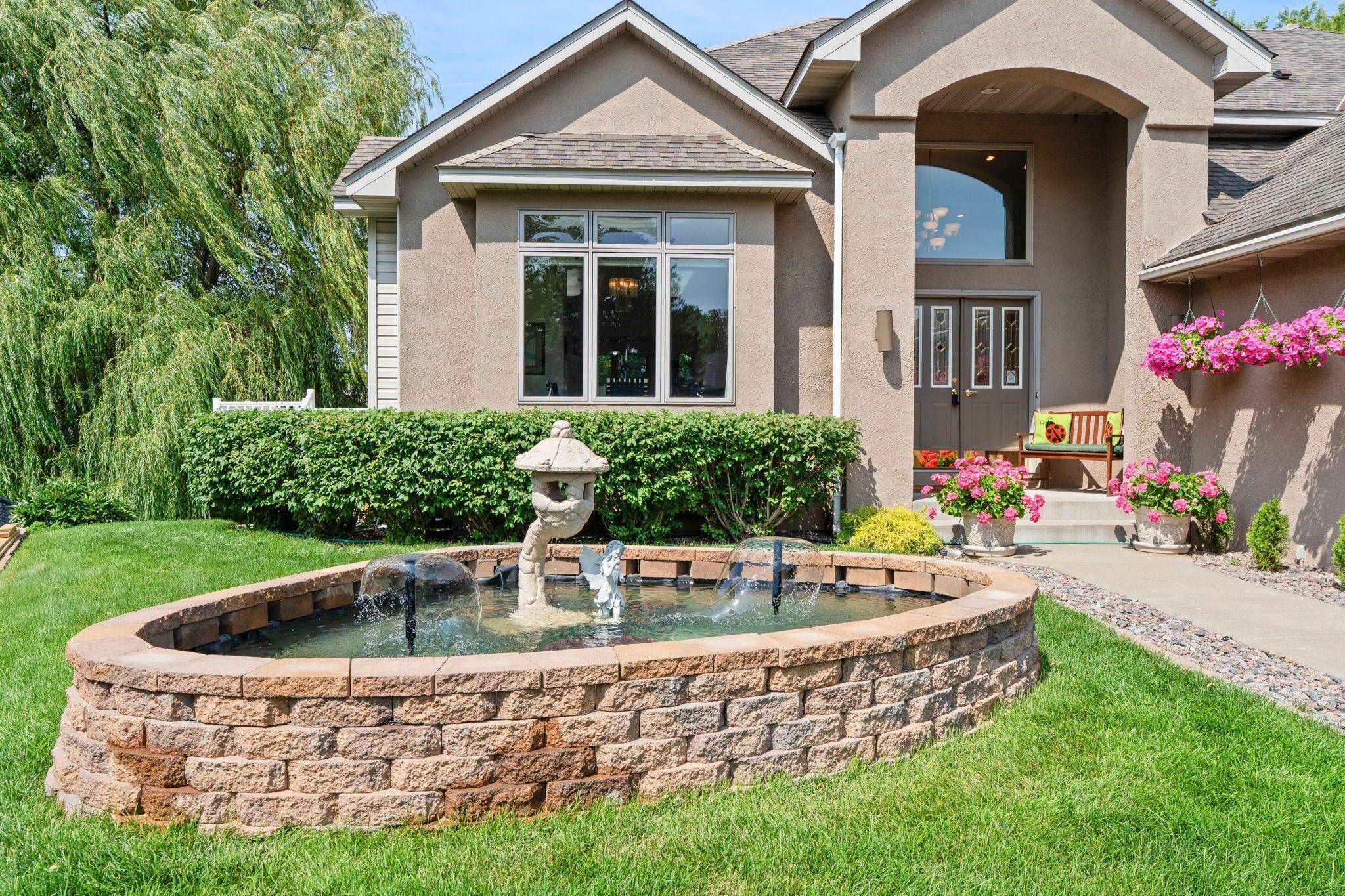 12046 94th AVE N, Maple Grove, MN 55369