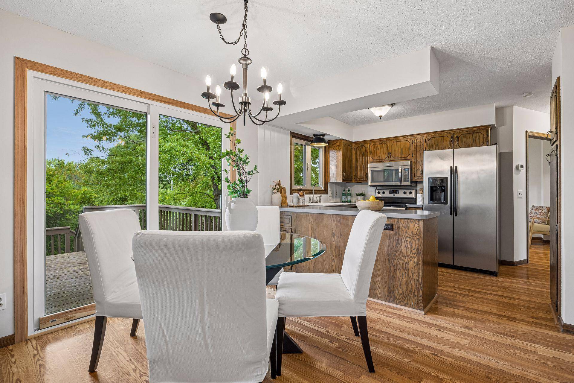 15001 Park AVE, Burnsville, MN 55306