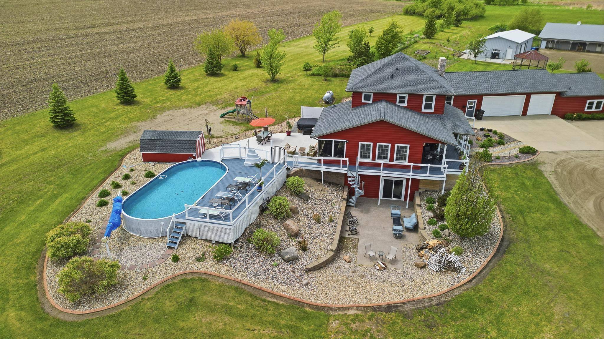 20811 Ocean RD, Janesville, MN 56048