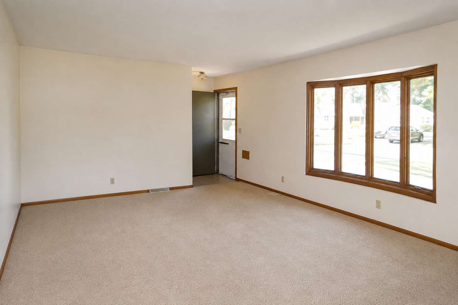3007 Nash RD, Brooklyn Center, MN 55429