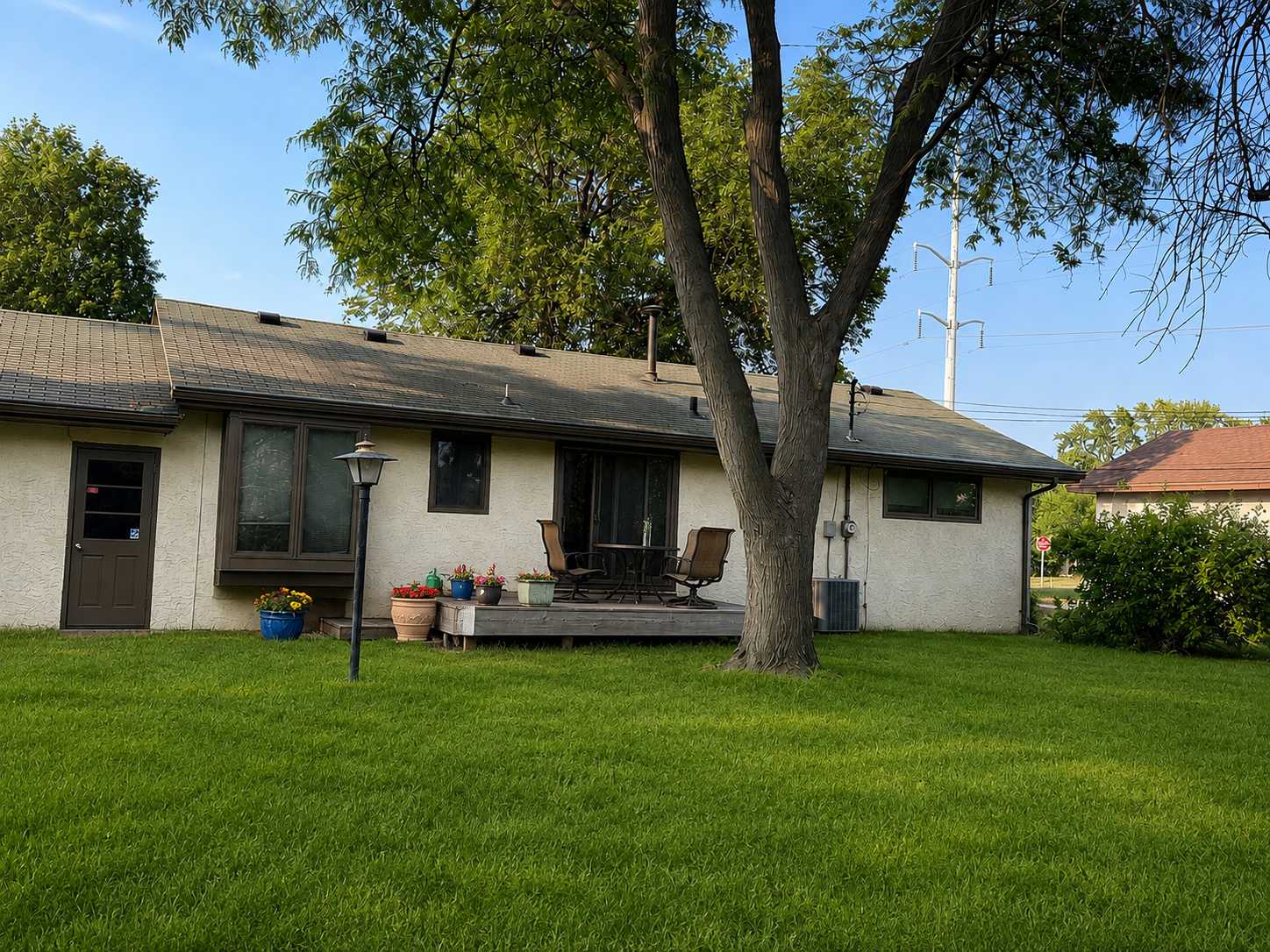 3007 Nash RD, Brooklyn Center, MN 55429