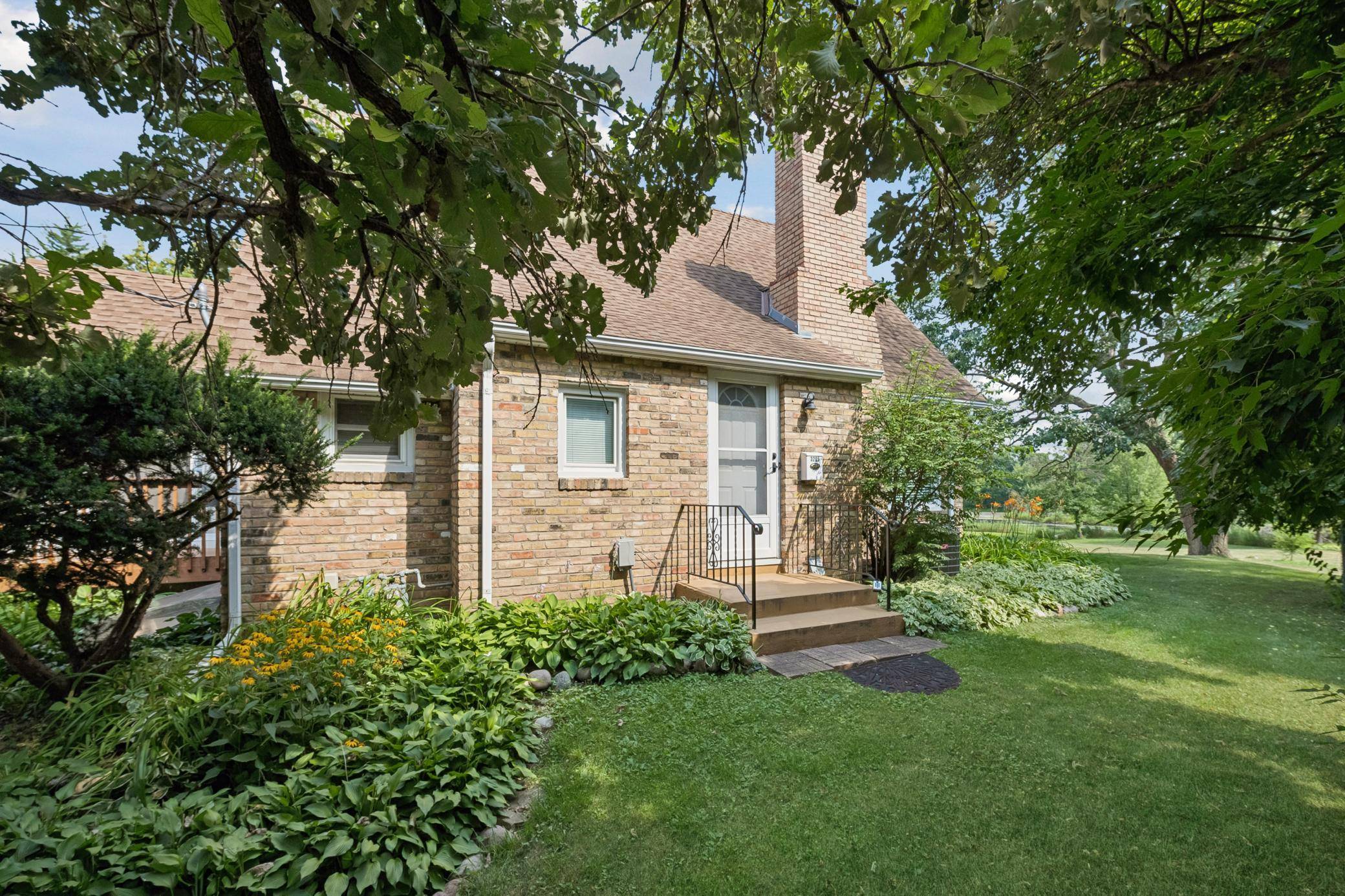 3205 Hillsboro AVE S, Saint Louis Park, MN 55426
