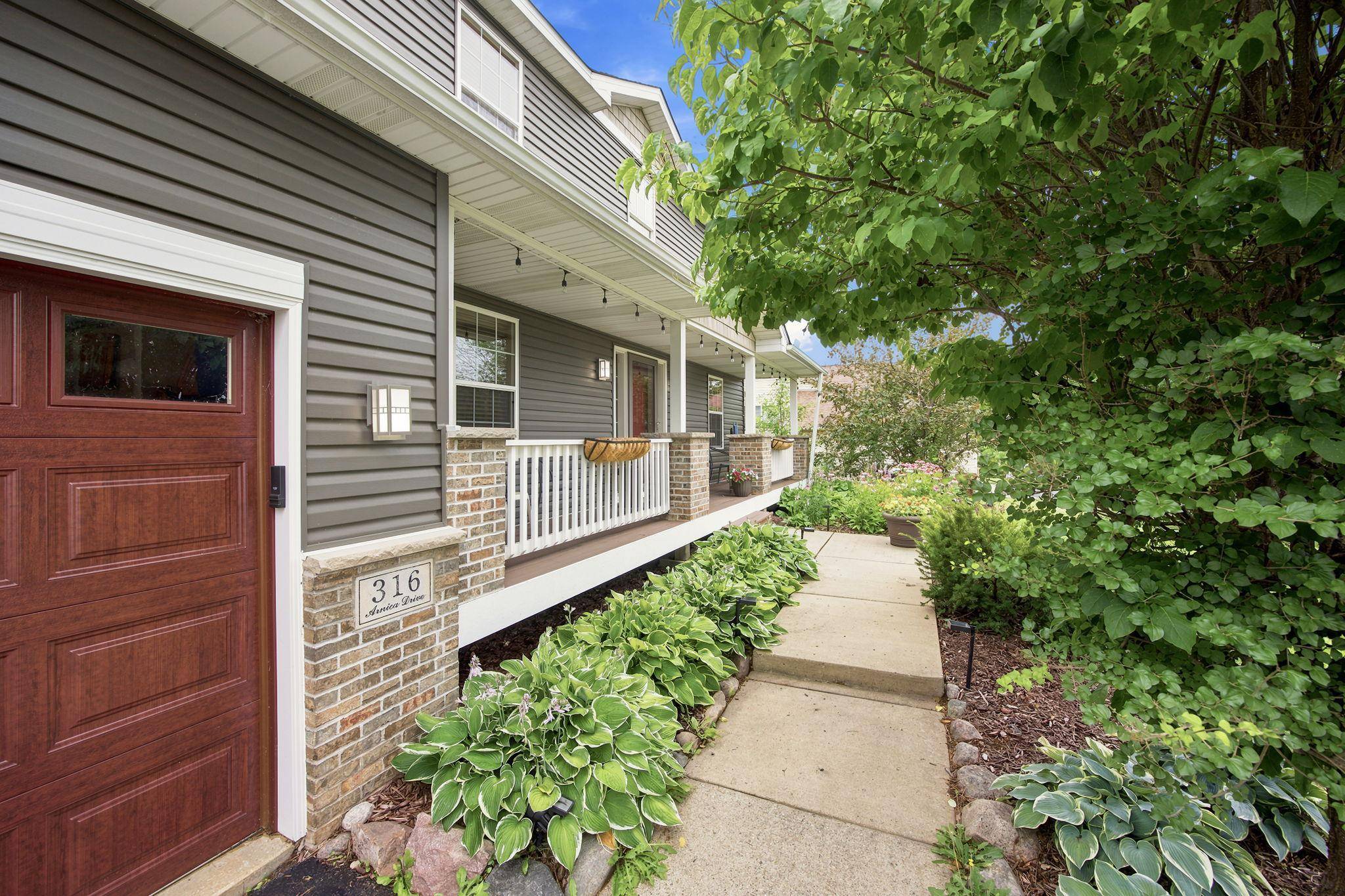 316 Arnica DR, Watertown, MN 55388