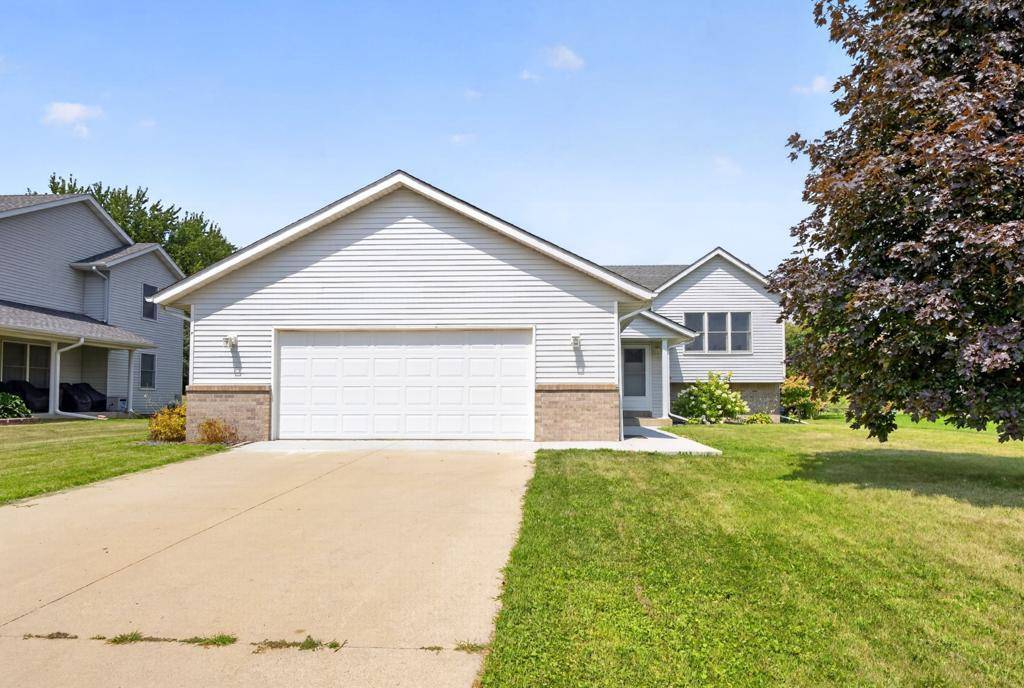 290 5th AVE SE, Plainview, MN 55964