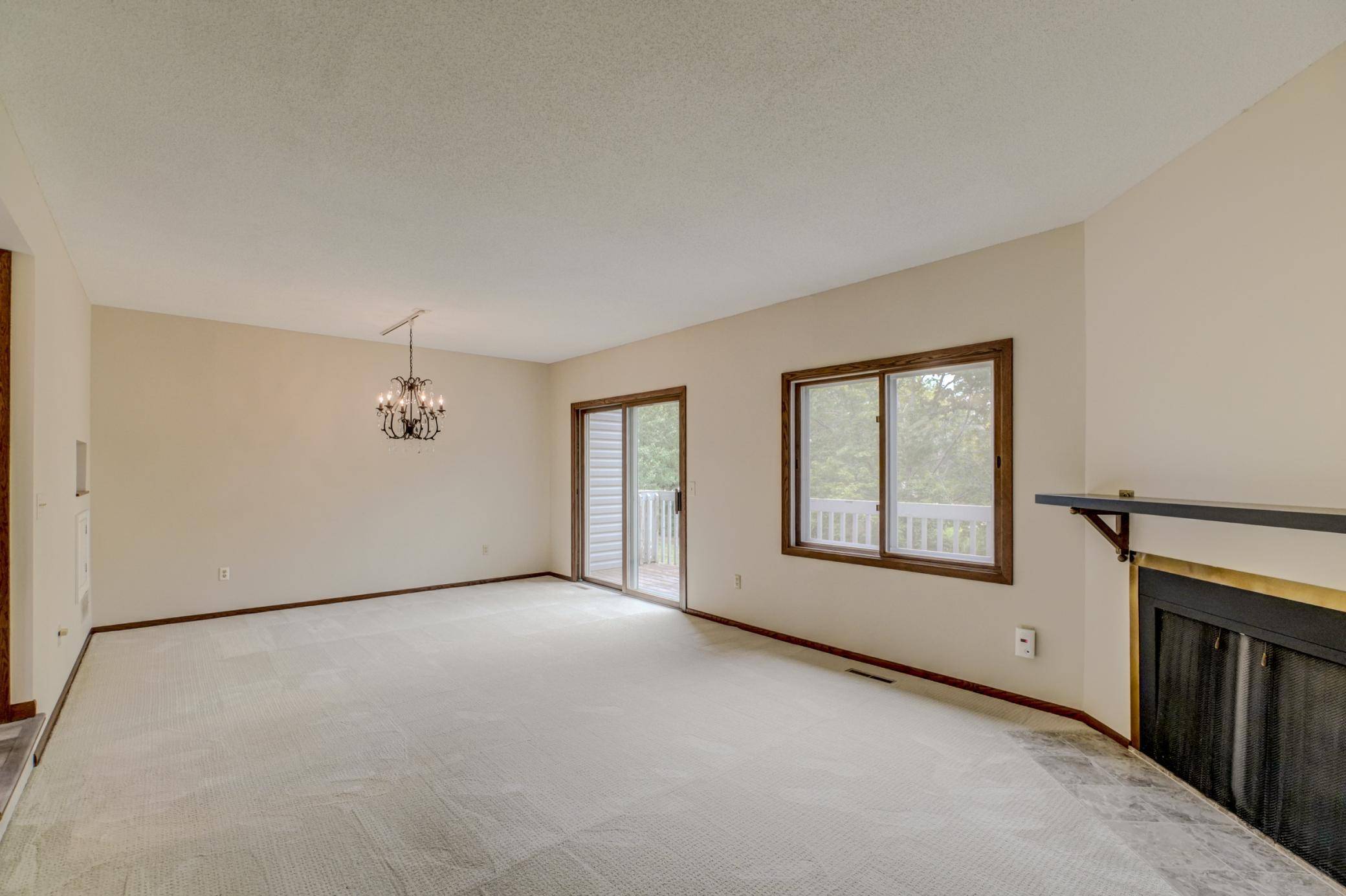 2174 Tower CT, Woodbury, MN 55125
