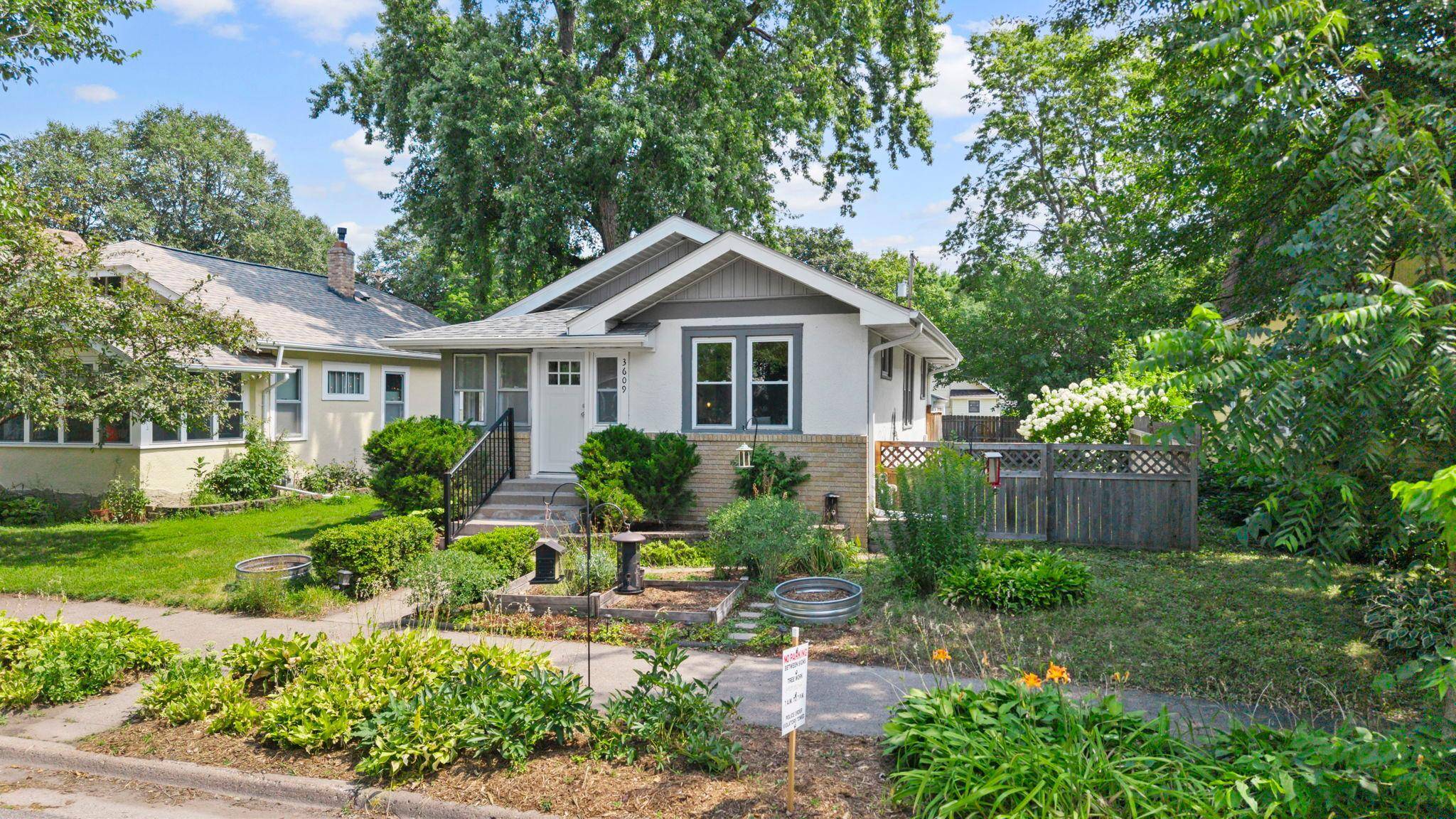3609 36th AVE S, Minneapolis, MN 55406