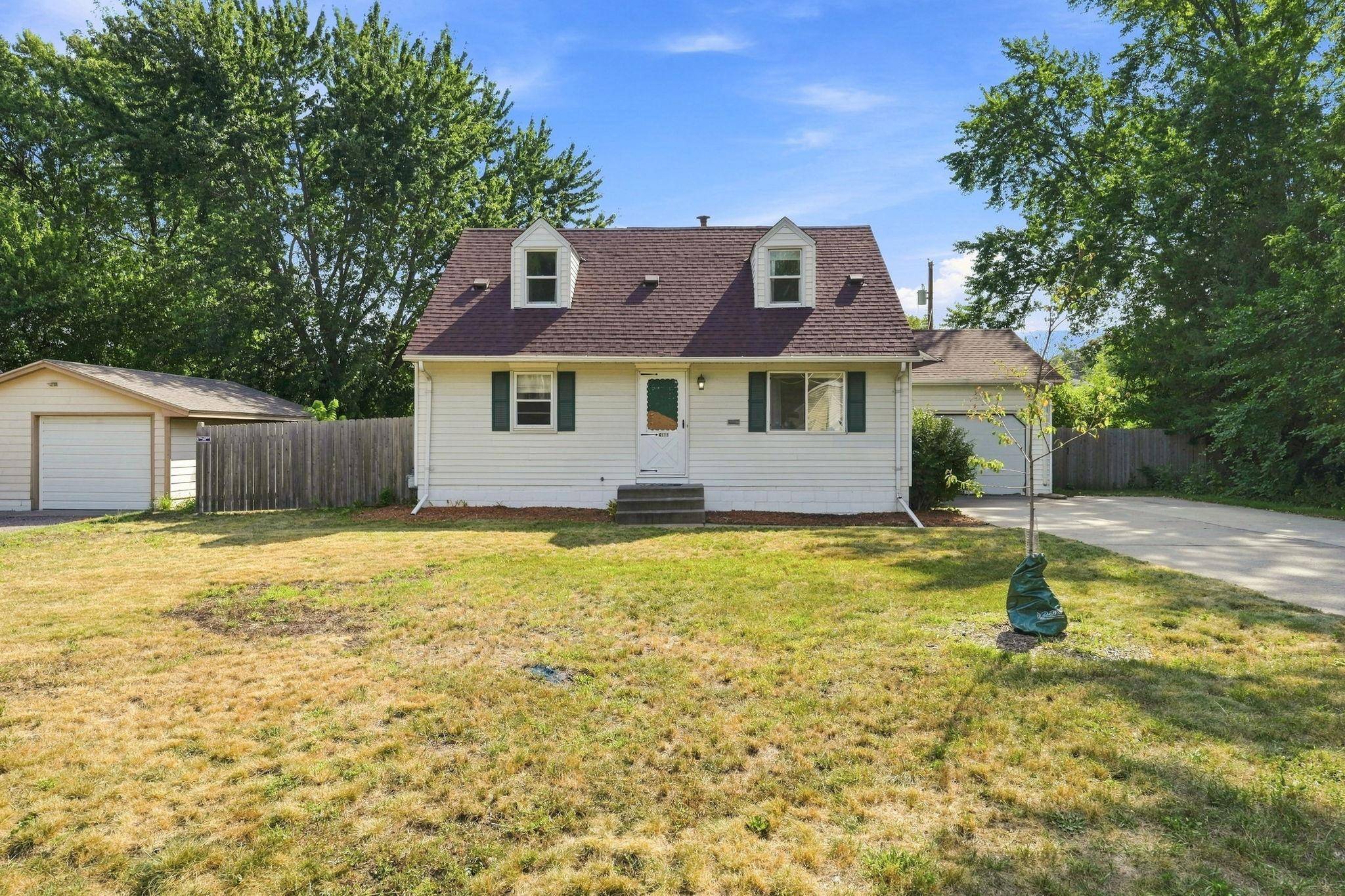 4751 3rd ST NE, Fridley, MN 55421