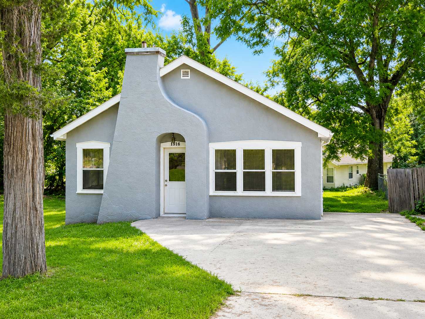 1916 Albion AVE, Fairmont, MN 56031