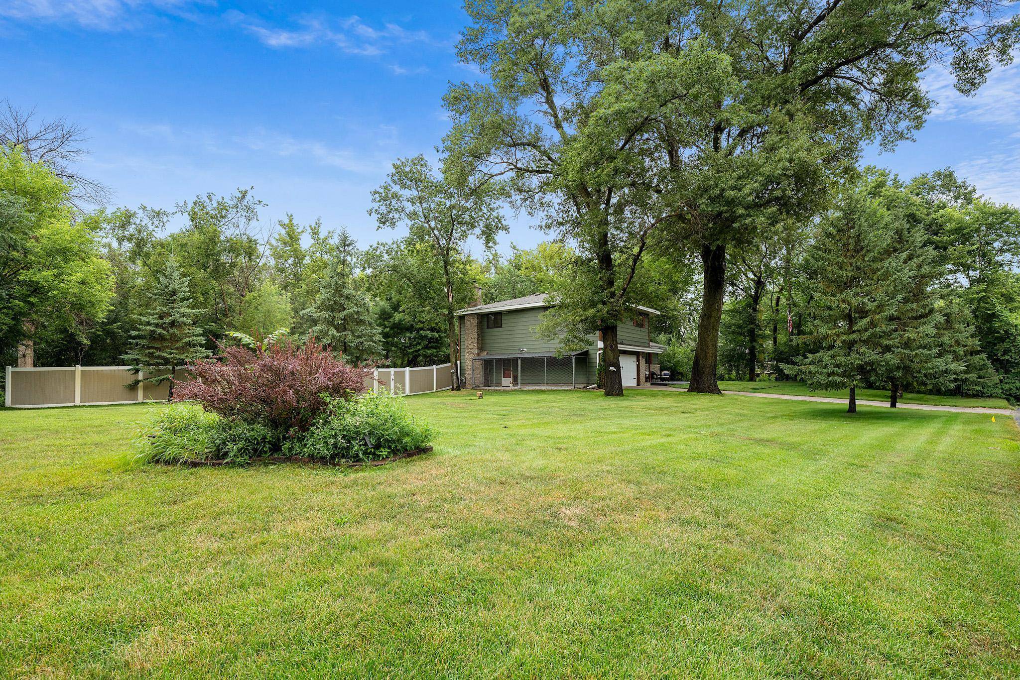 14940 Juniper Ridge DR NW, Anoka, MN 55303