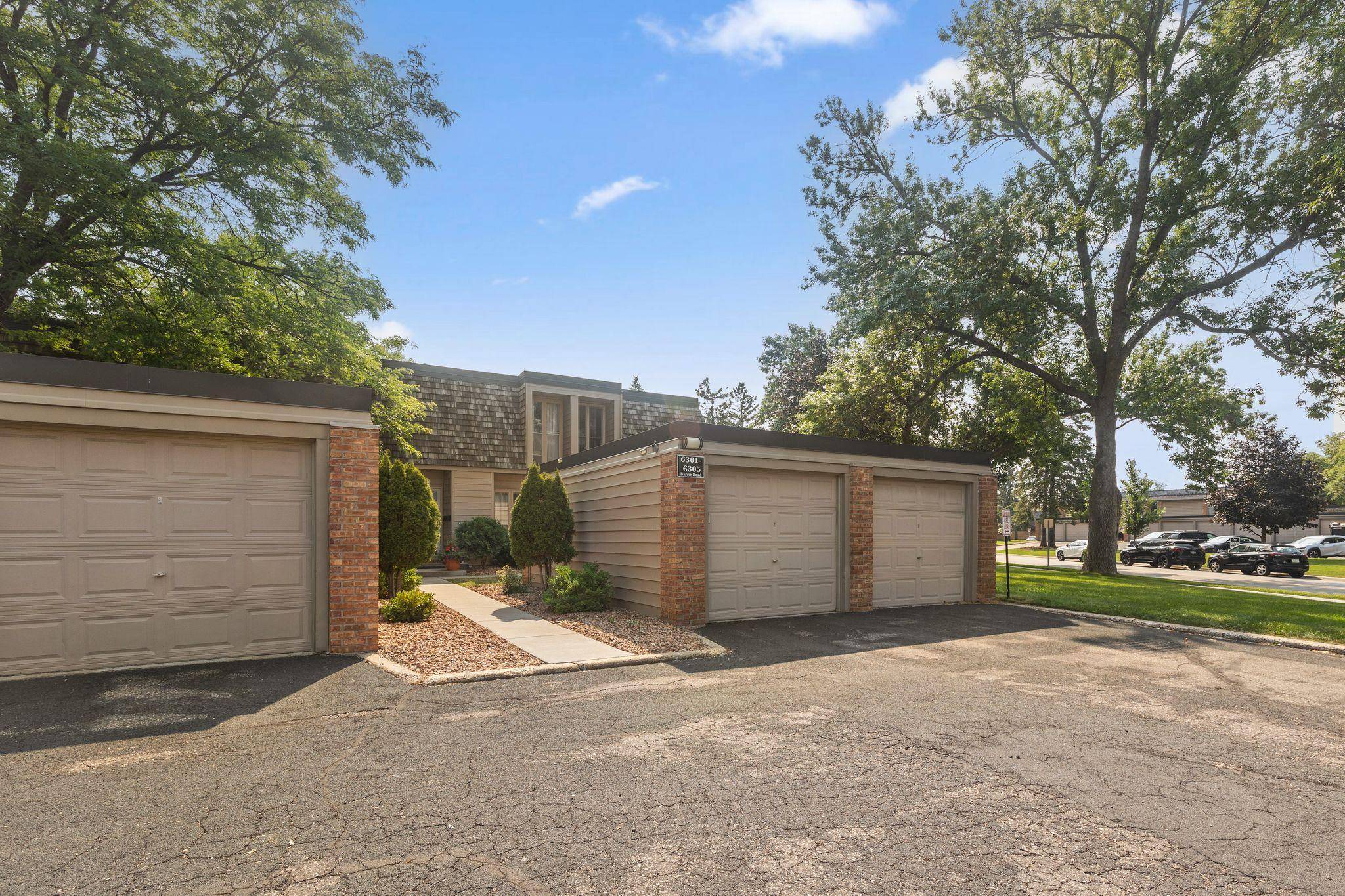 6301 Barrie RD, Edina, MN 55435