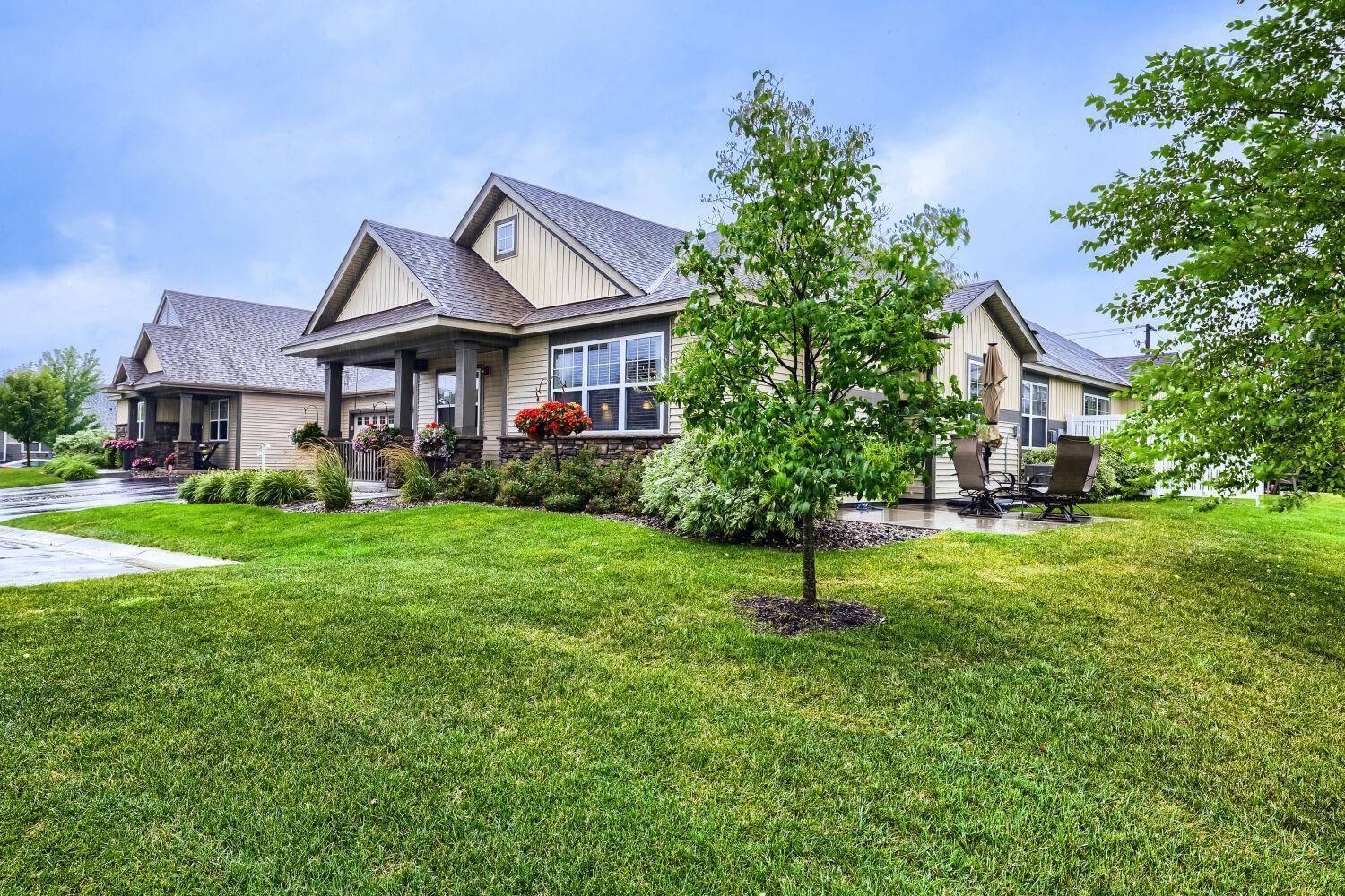 8004 64th ST S, Cottage Grove, MN 55016