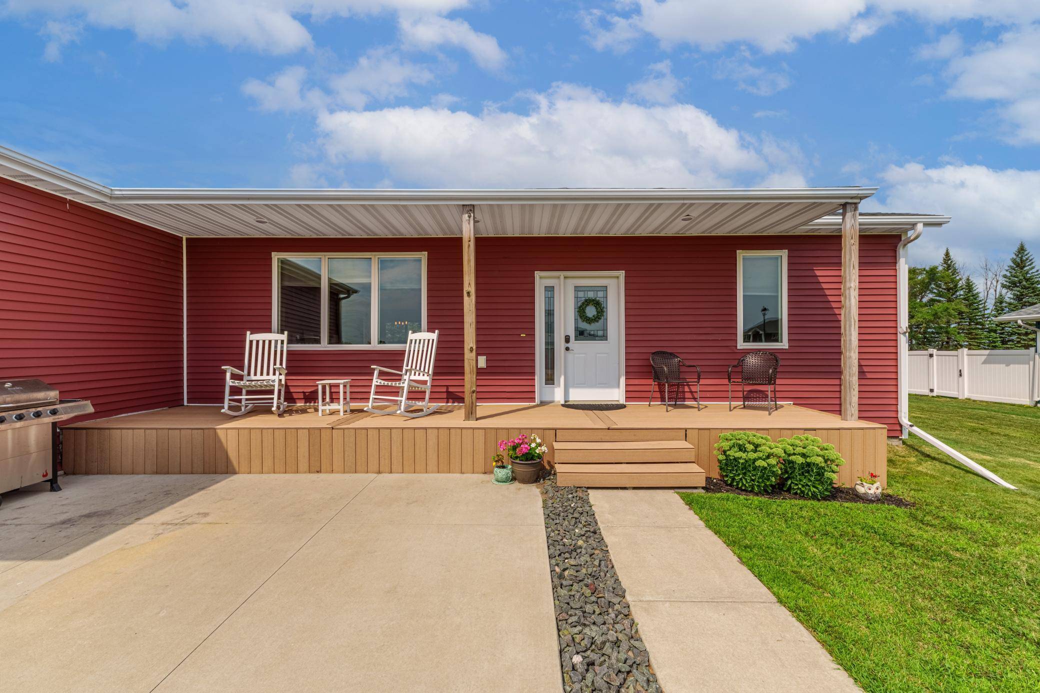 503 Sheyenne DR, Abercrombie, ND 58001