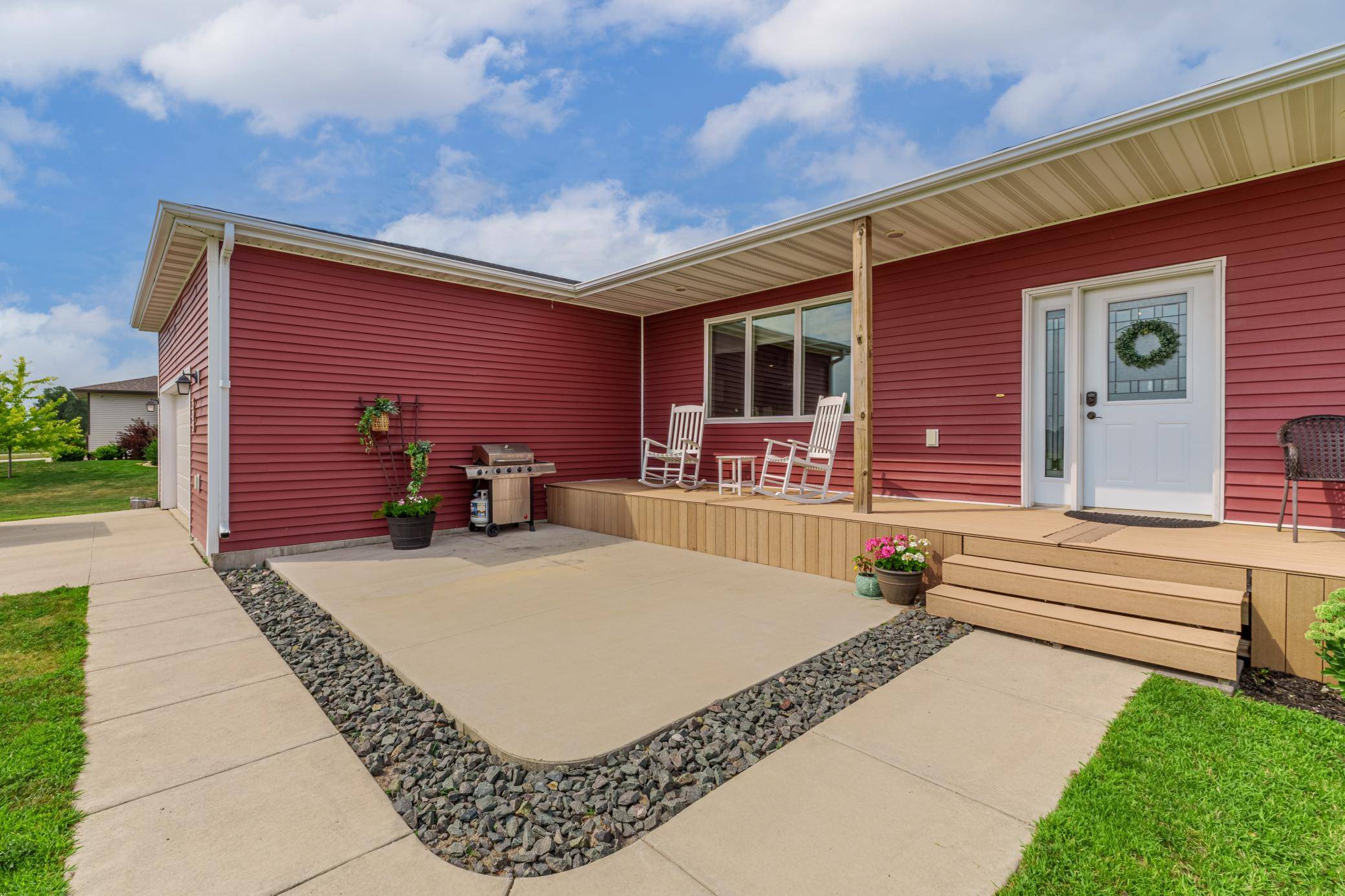 503 Sheyenne DR, Abercrombie, ND 58001
