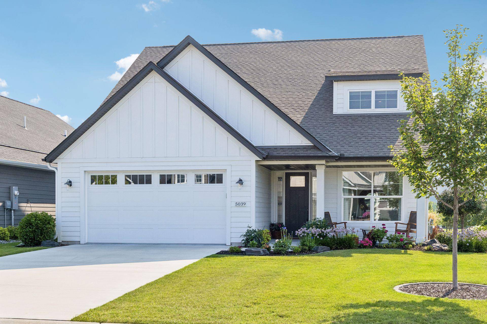 5039 Dale Ridge RD, Woodbury, MN 55129
