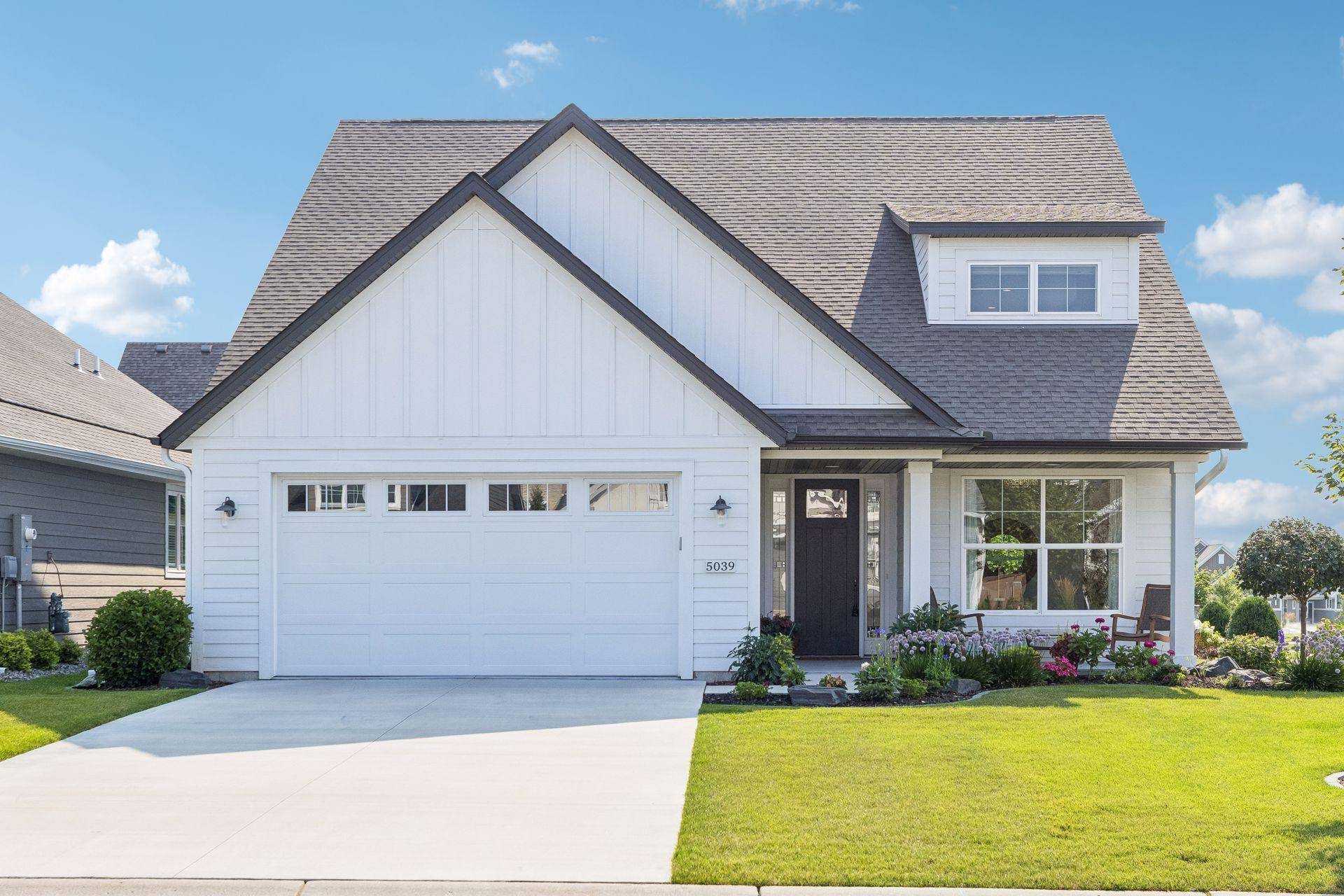 5039 Dale Ridge RD, Woodbury, MN 55129