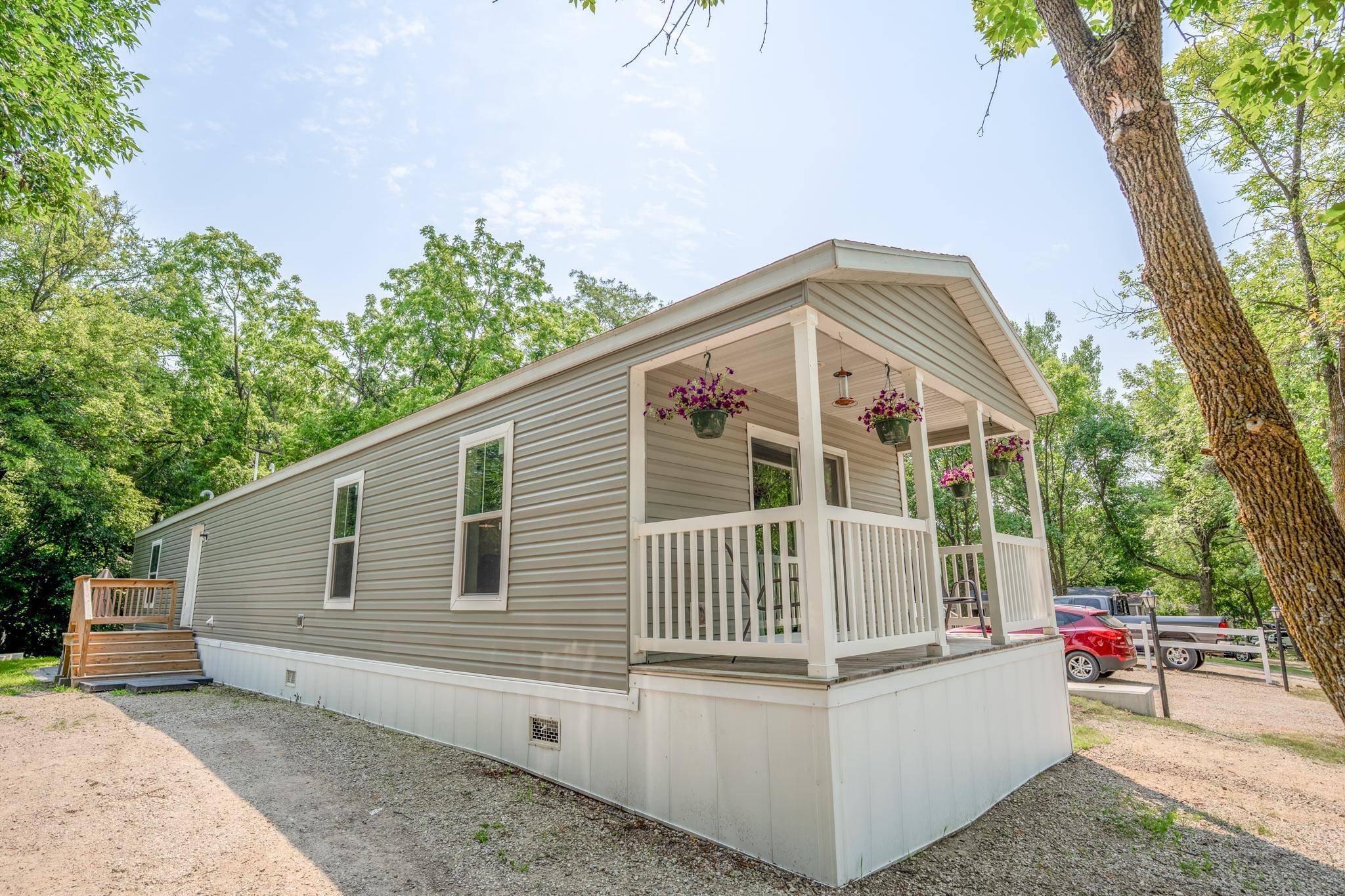 8170 North Shore Drive, Spicer, MN 56288