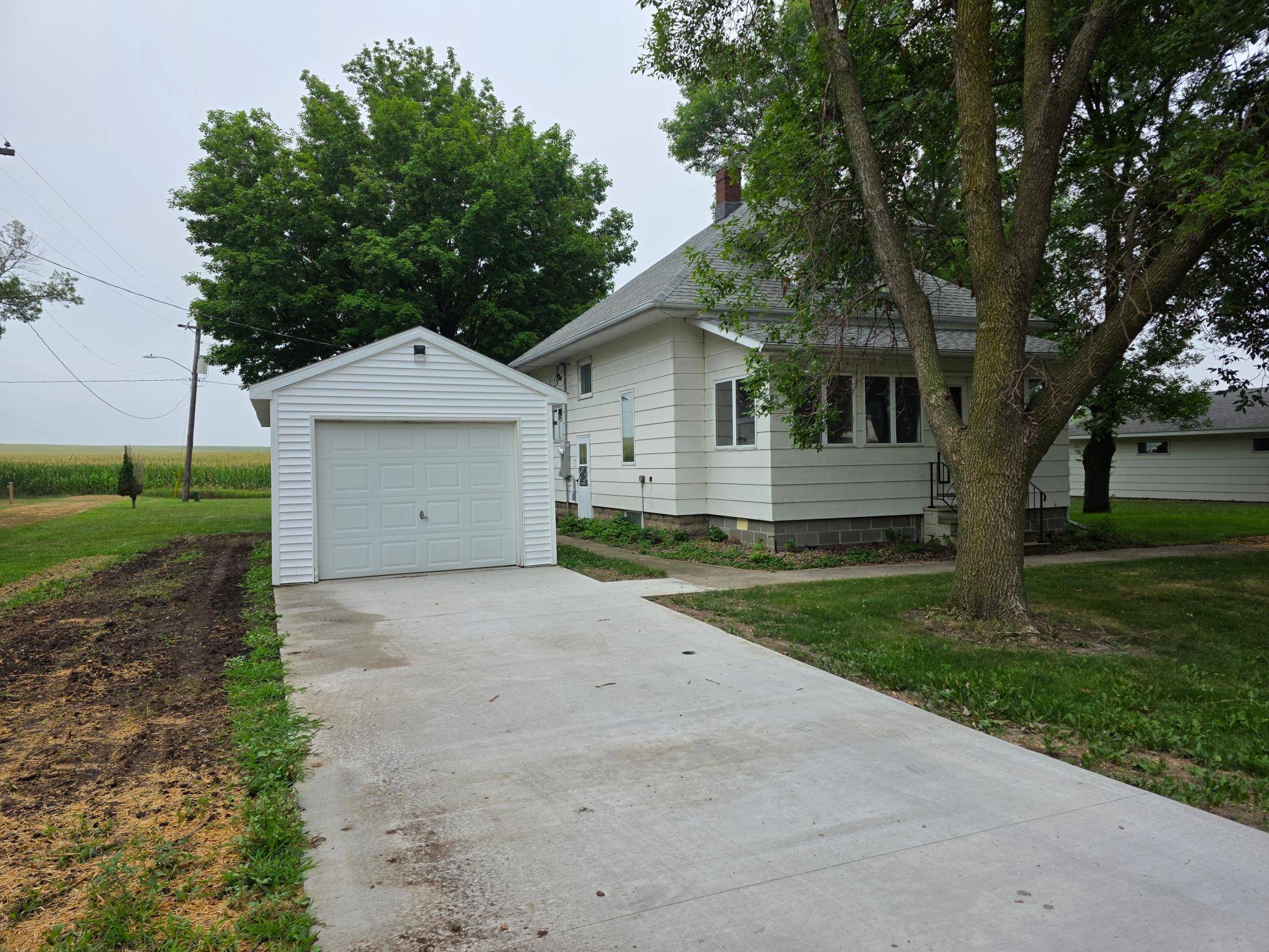 104 Bertha AVE S, Ihlen, MN 56164